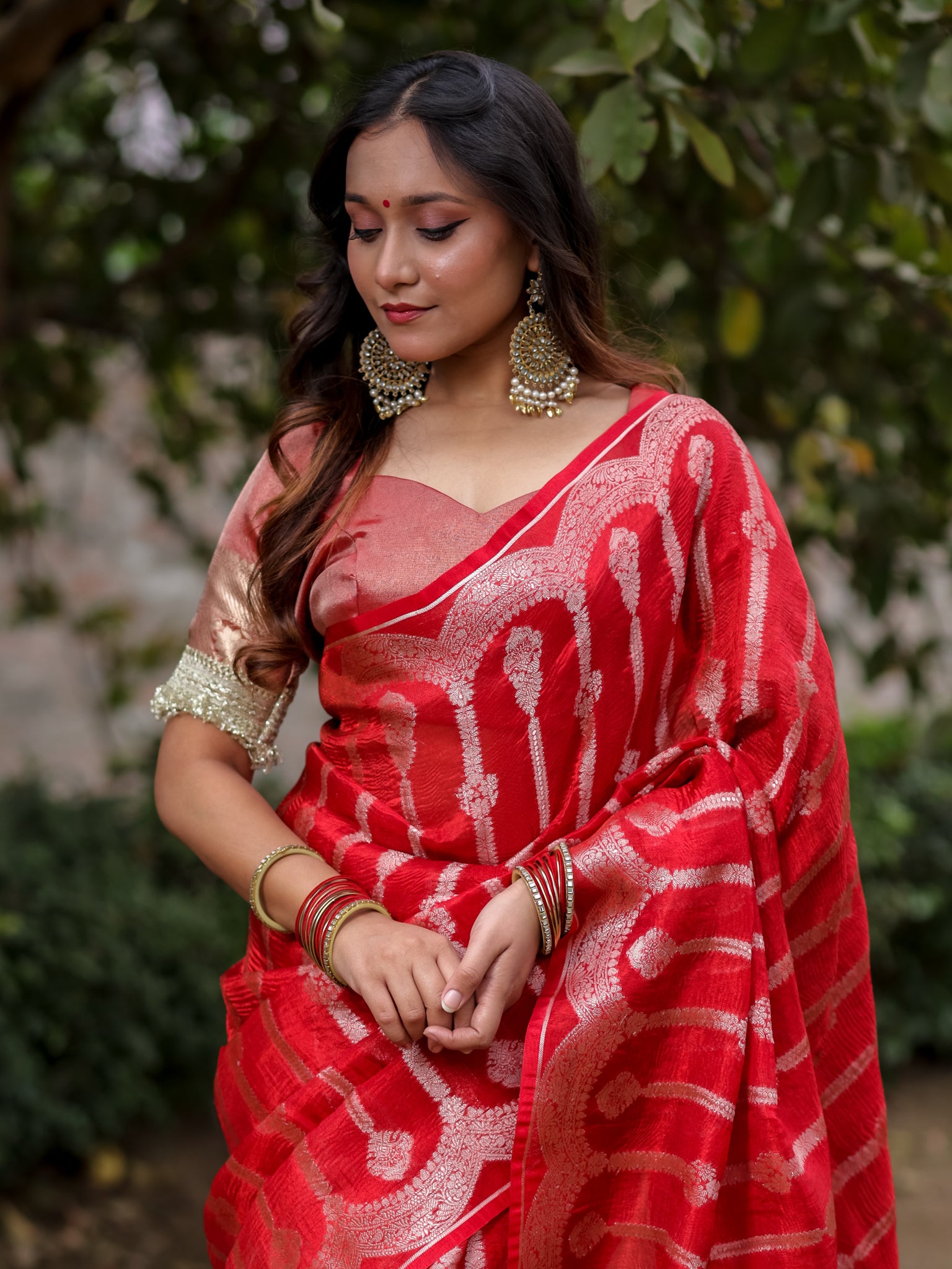 Banarasi Crushed Tissue Saree With Silver Zari & Scallop Border - Red