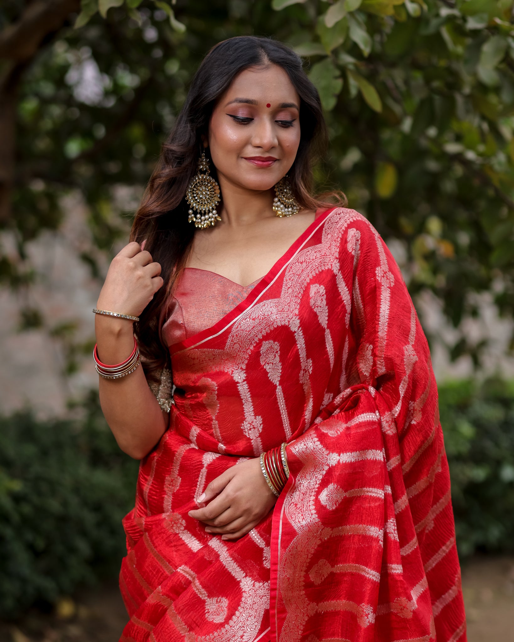 Banarasi Crushed Tissue Saree With Silver Zari & Scallop Border - Red