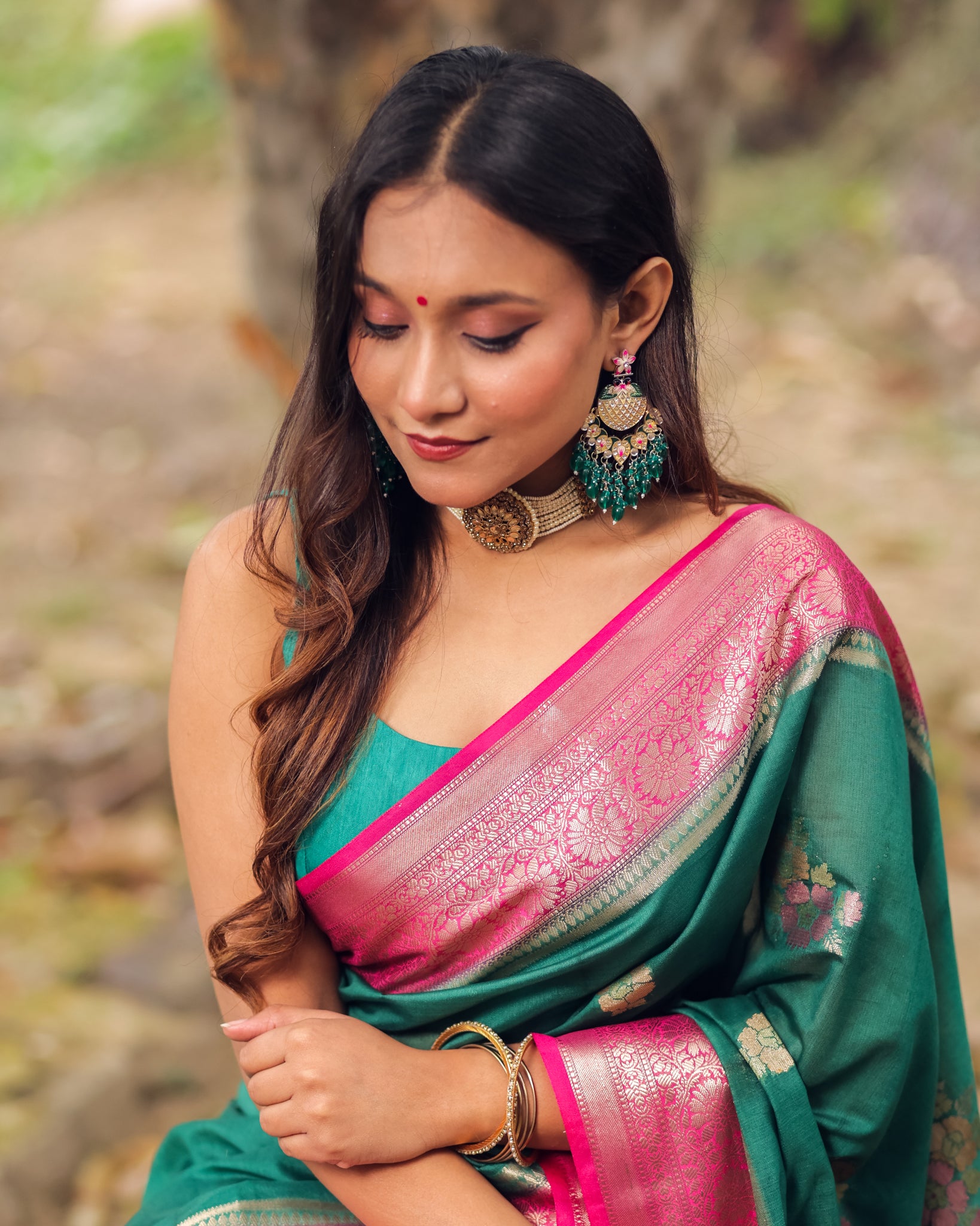 Banarasi Cotton Silk Saree with Floral Weaving & Contrast Border- Dark Green