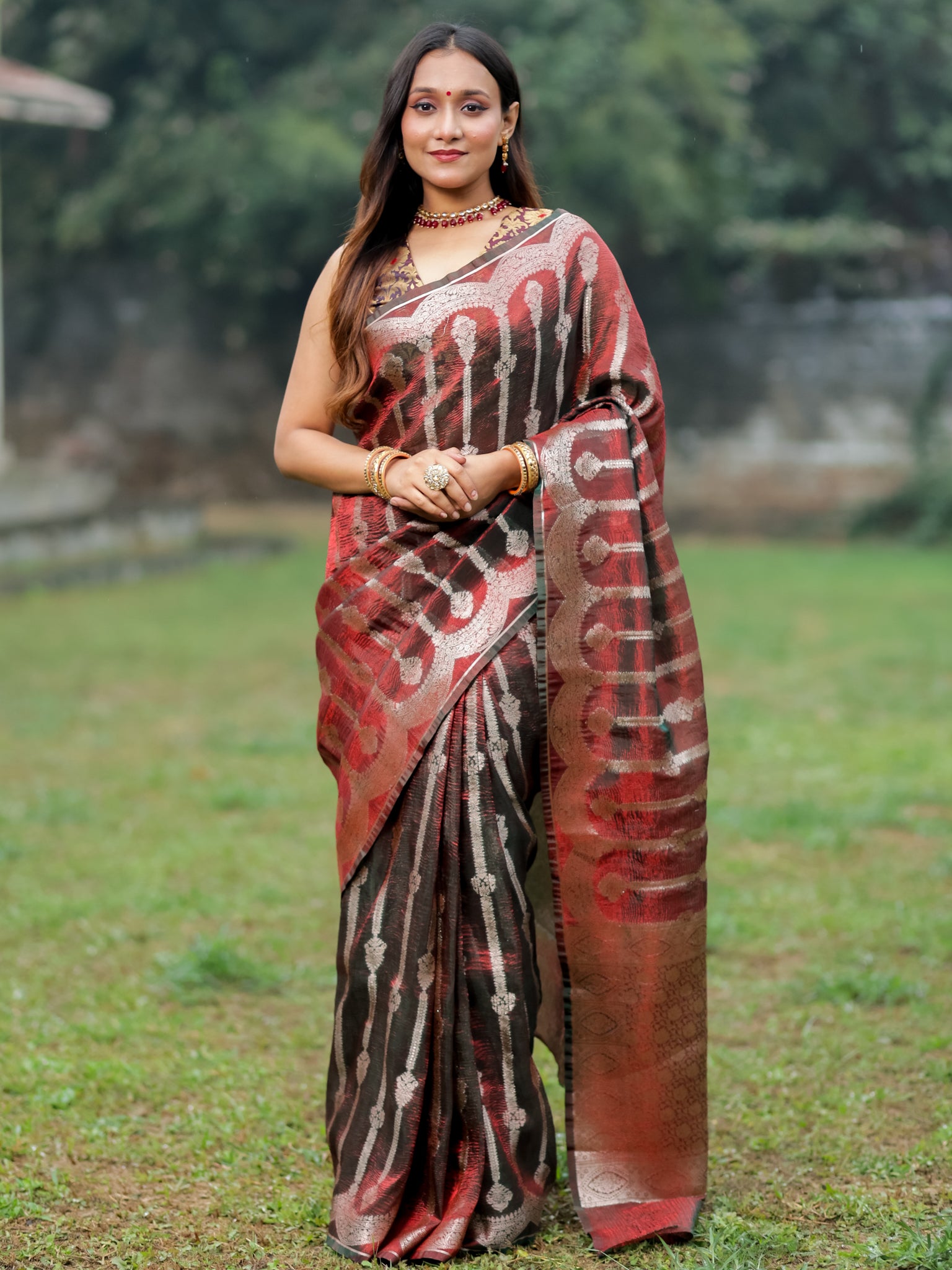 Banarasi Crushed Tissue Saree With Silver Zari & Scallop Border - Coca Cola