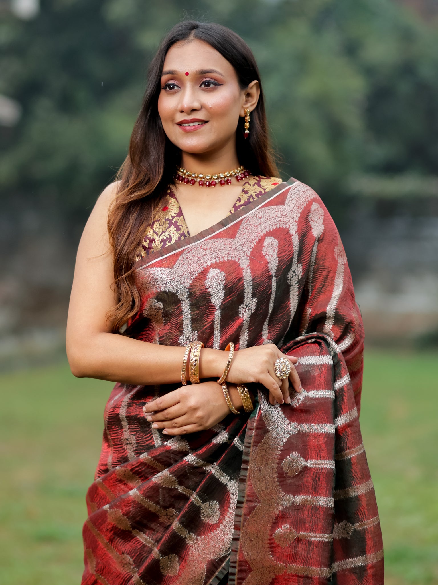 Banarasi Crushed Tissue Saree With Silver Zari & Scallop Border - Coca Cola