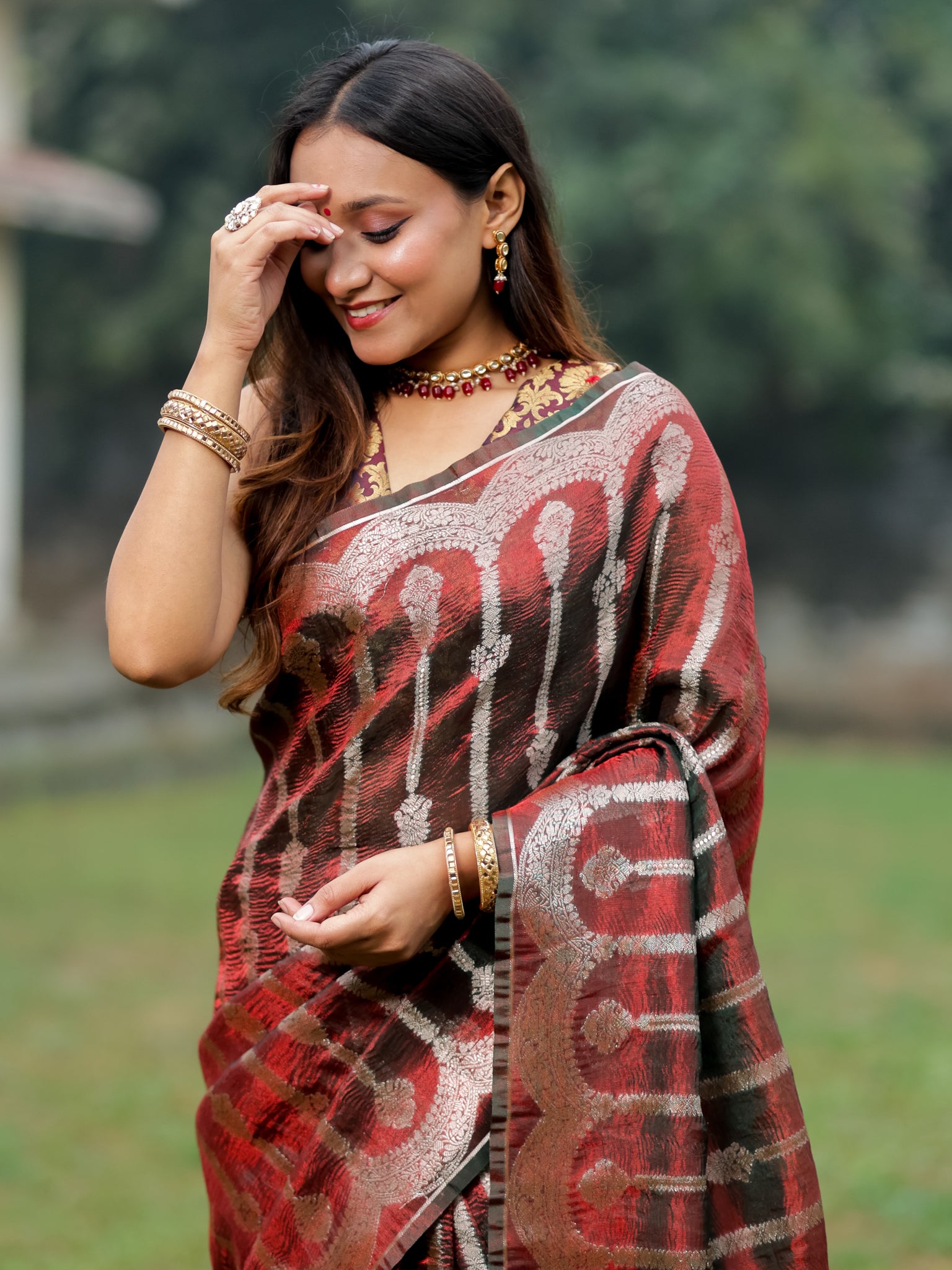 Banarasi Crushed Tissue Saree With Silver Zari & Scallop Border - Coca Cola