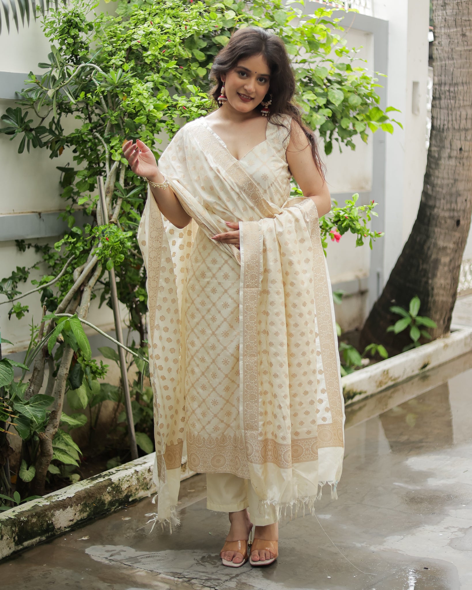 Readymade Banarasi Cotton Silk Salwar Kameez with Dupatta- Off White