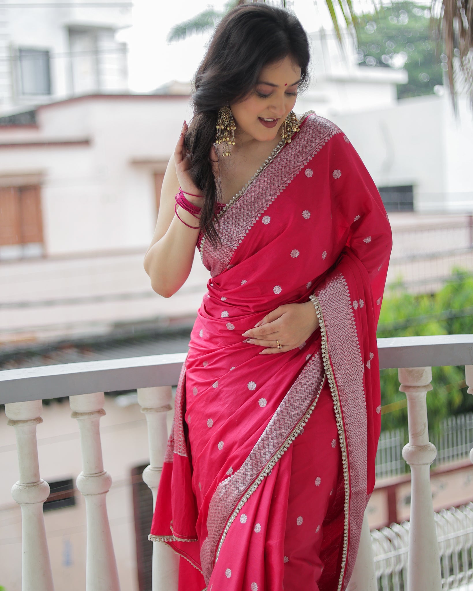 Banarasi Cotton Silk Saree With Zari Weaving & Lace Border- Magenta