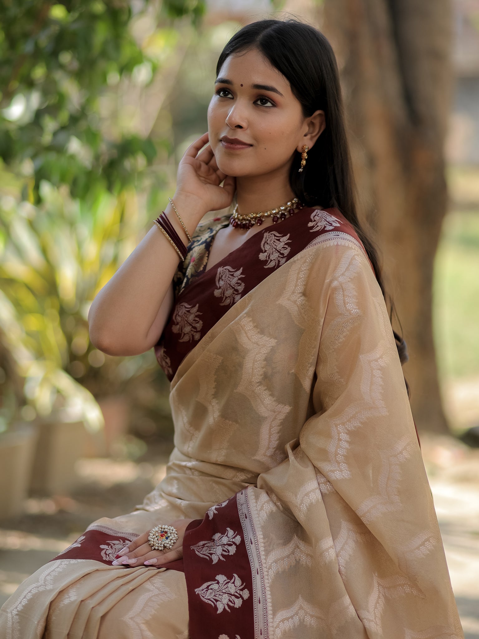 Banarasi Semi Silk Saree With Silver Zari Weaving & Contrast Border- Beige