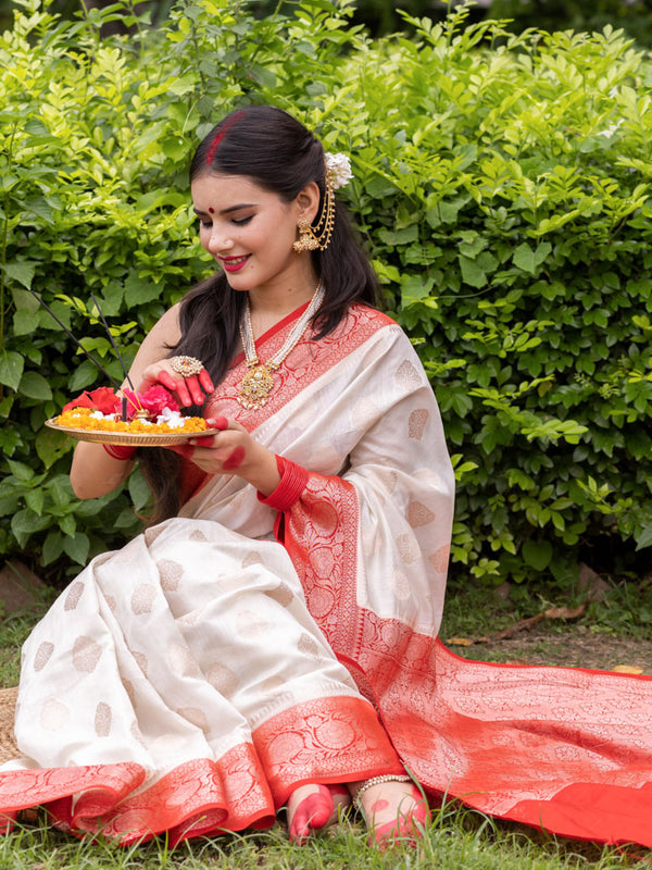 Banarasi Handwoven Pure Chiniya Silk Saree With Gold  Zari Weaving-White & Red
