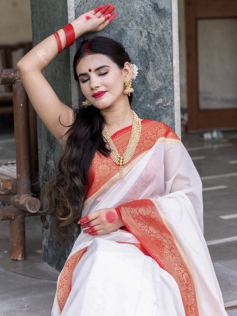 Banarasi Plain Cotton Silk Saree With Contrast Border-White & Red