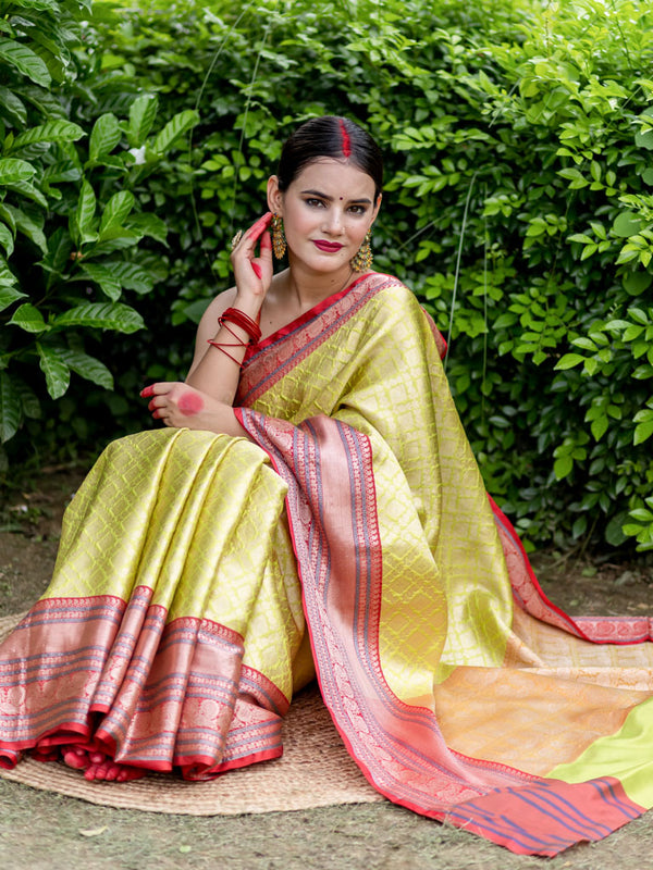 Banarasi Kora Muslin Saree With Tanchoi Weaving & Contrast  Border-Green