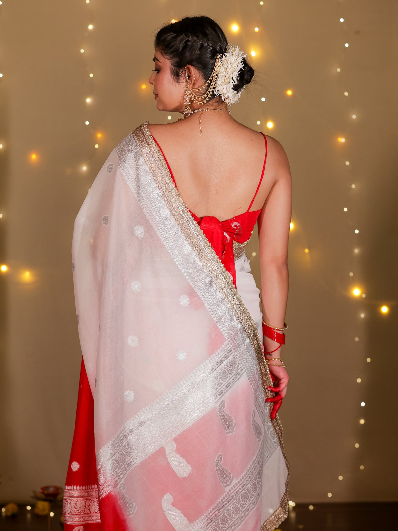 Banarasi Dual Shade Semi Silk Saree With Lace Border- White & Red
