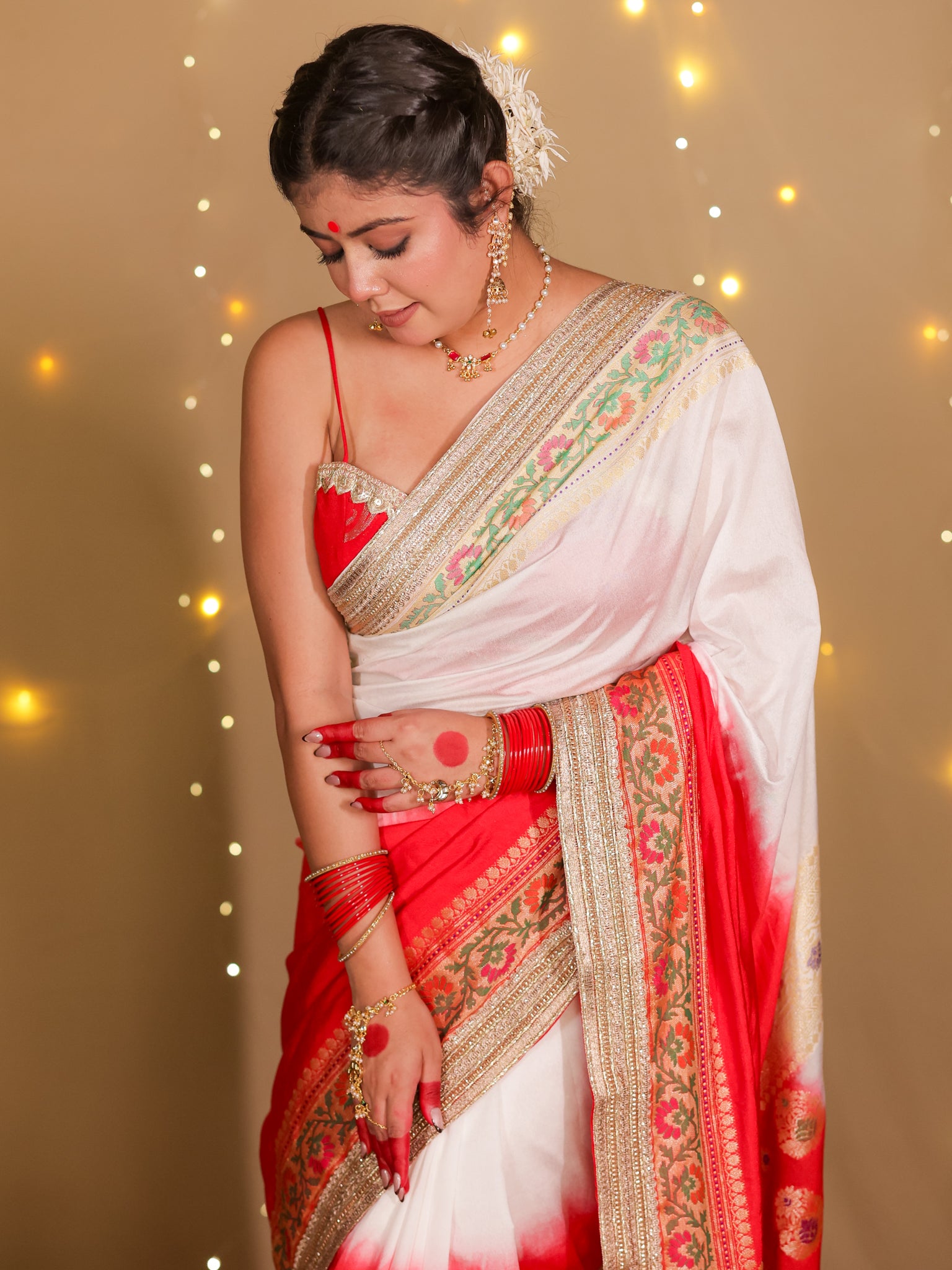 Banarasi Dual Shade Semi Silk Saree With Lace Border- White & Red