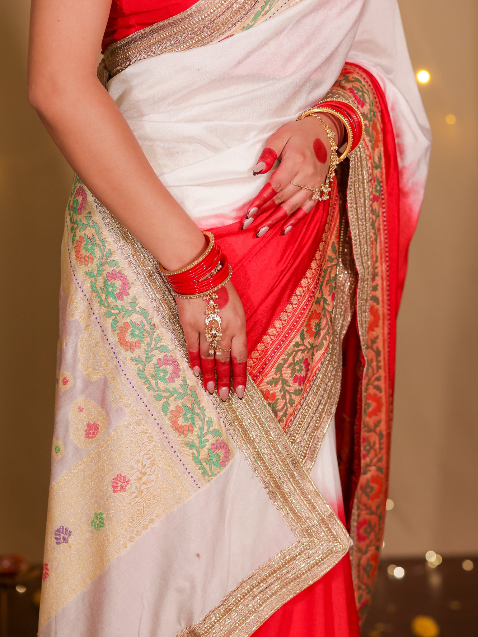 Banarasi Dual Shade Semi Silk Saree With Lace Border- White & Red