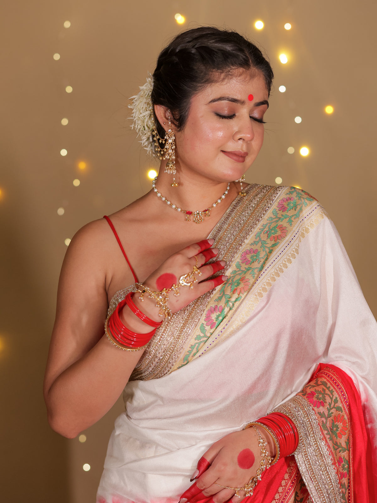 Banarasi Dual Shade Semi Silk Saree With Lace Border- White & Red