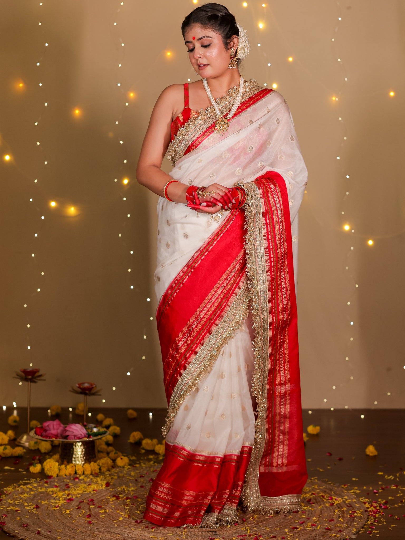 Banarasi Dual Shade Semi Georgette Saree With Lace Border- White & Red