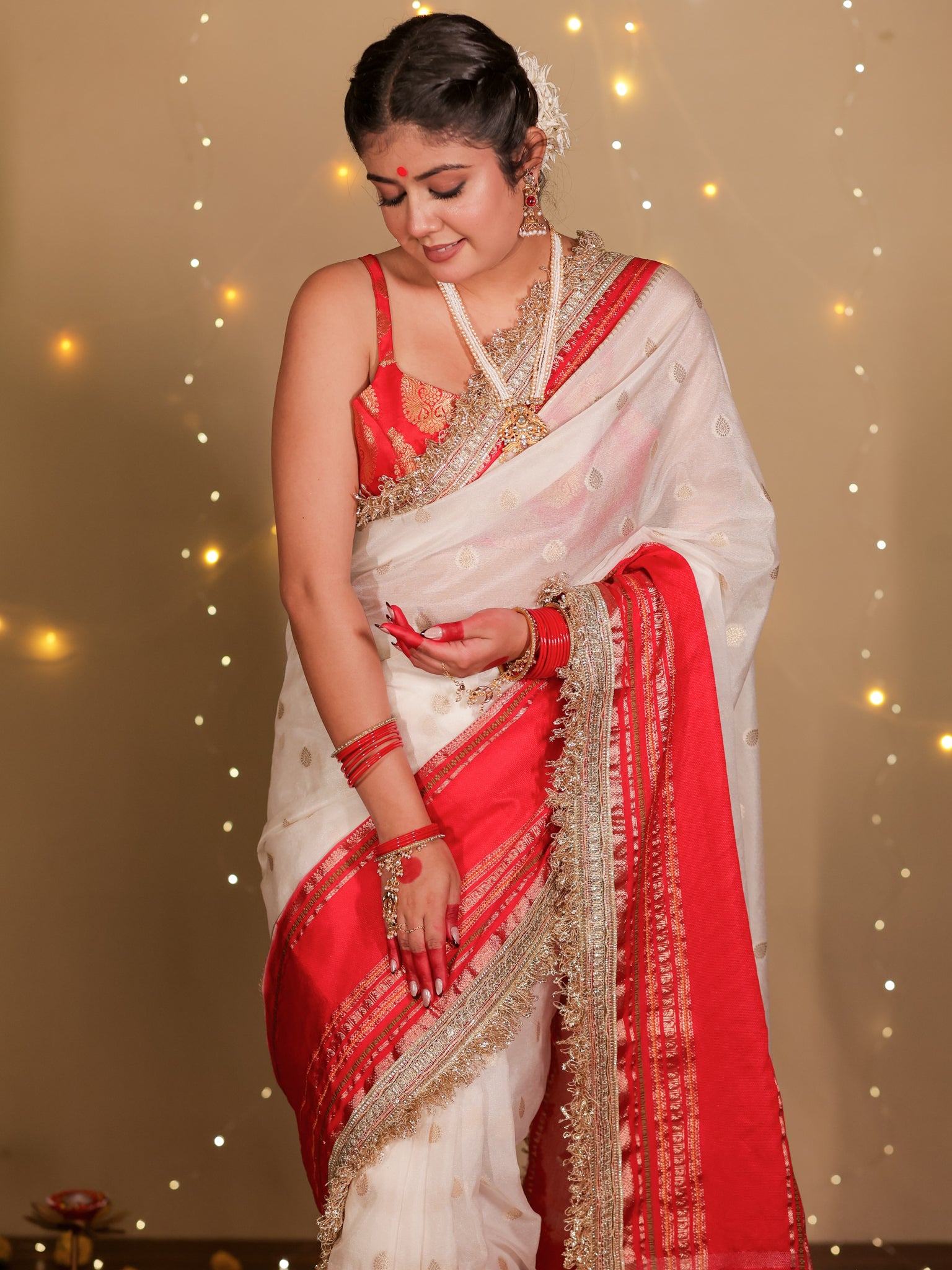 Banarasi Dual Shade Semi Georgette Saree With Lace Border- White & Red