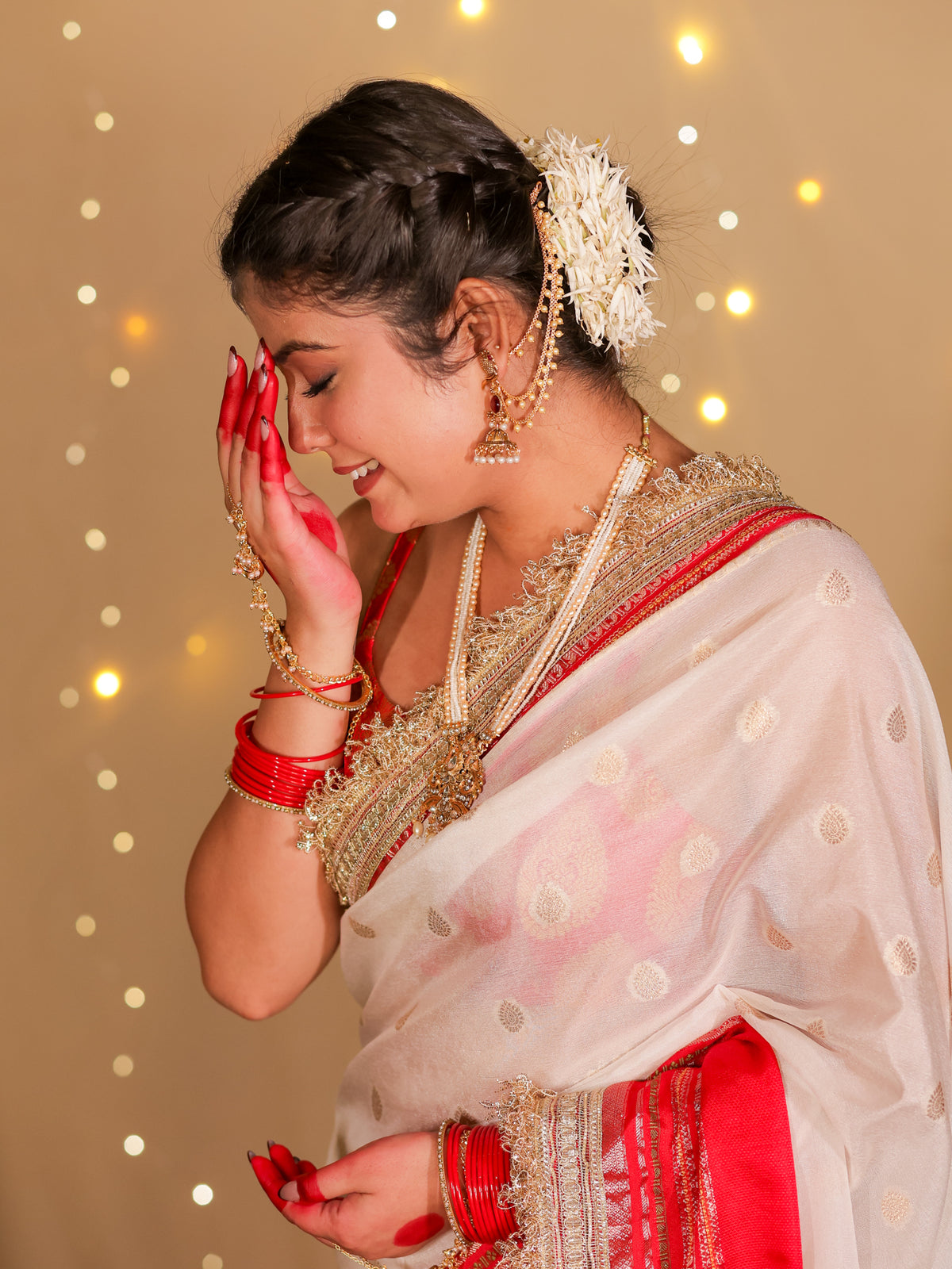 Banarasi Dual Shade Semi Georgette Saree With Lace Border- White & Red