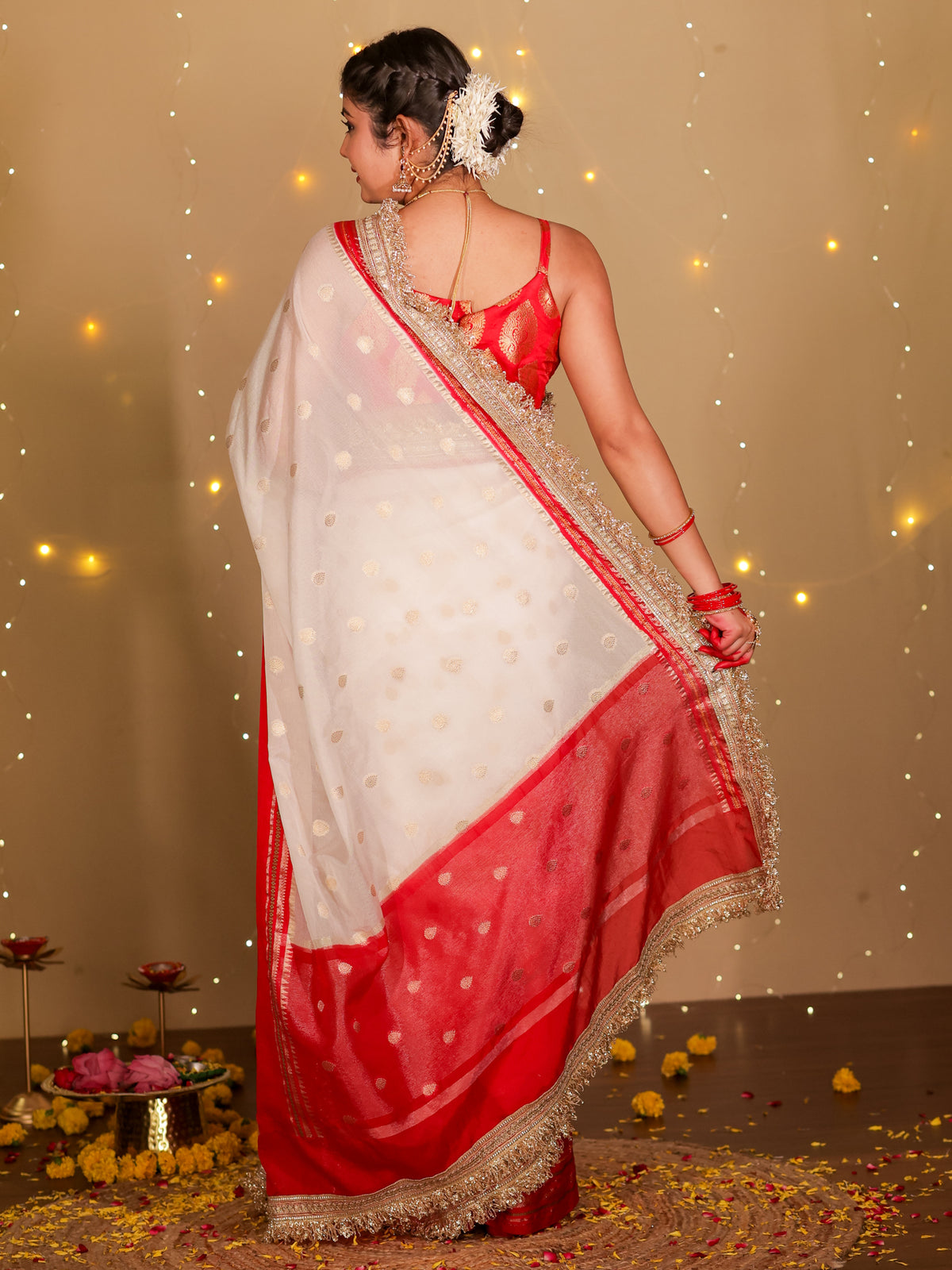 Banarasi Dual Shade Semi Georgette Saree With Lace Border- White & Red