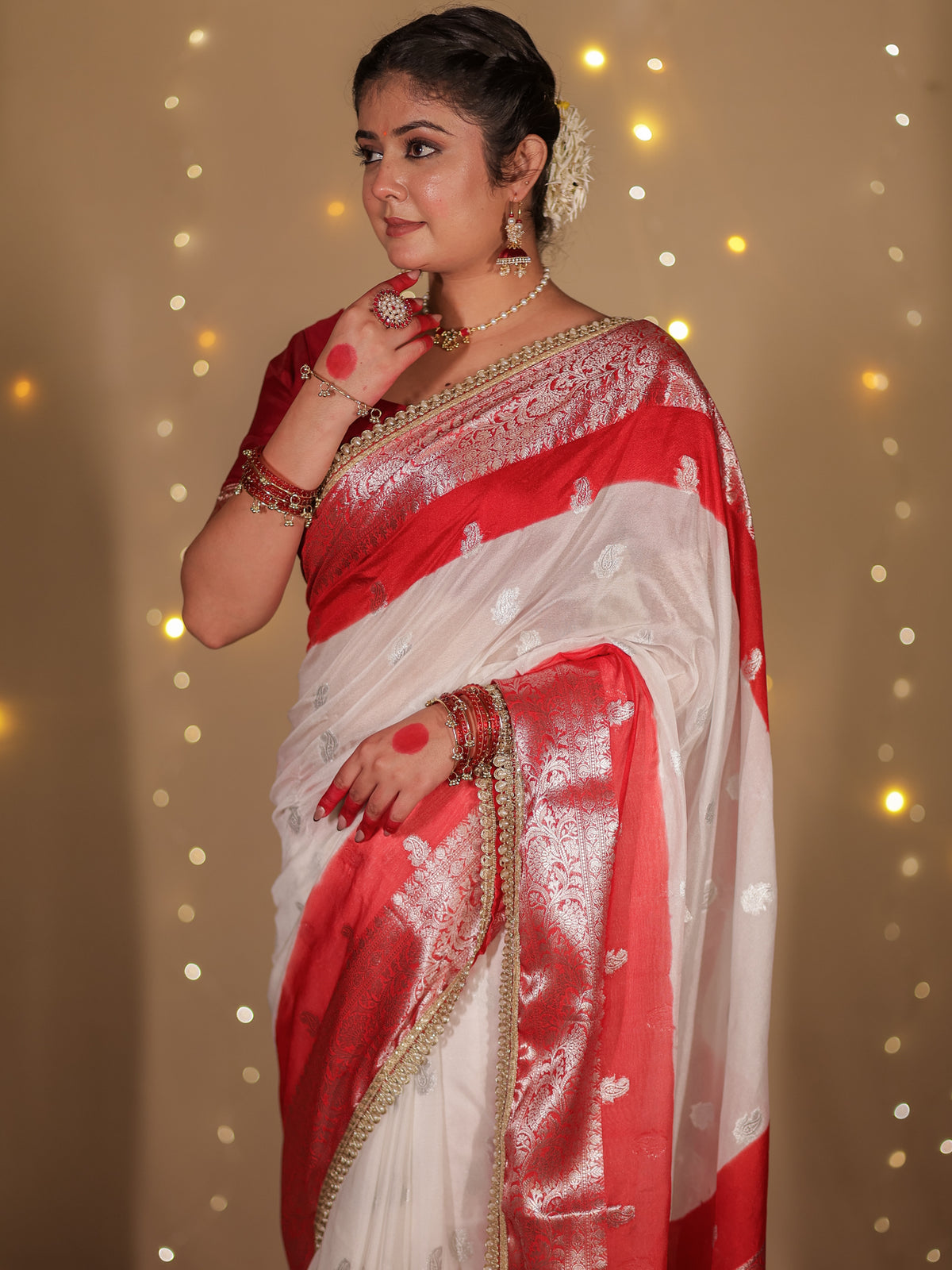 Banarasi Dual Shade Semi Chiffon Saree With Lace Border- White & Red