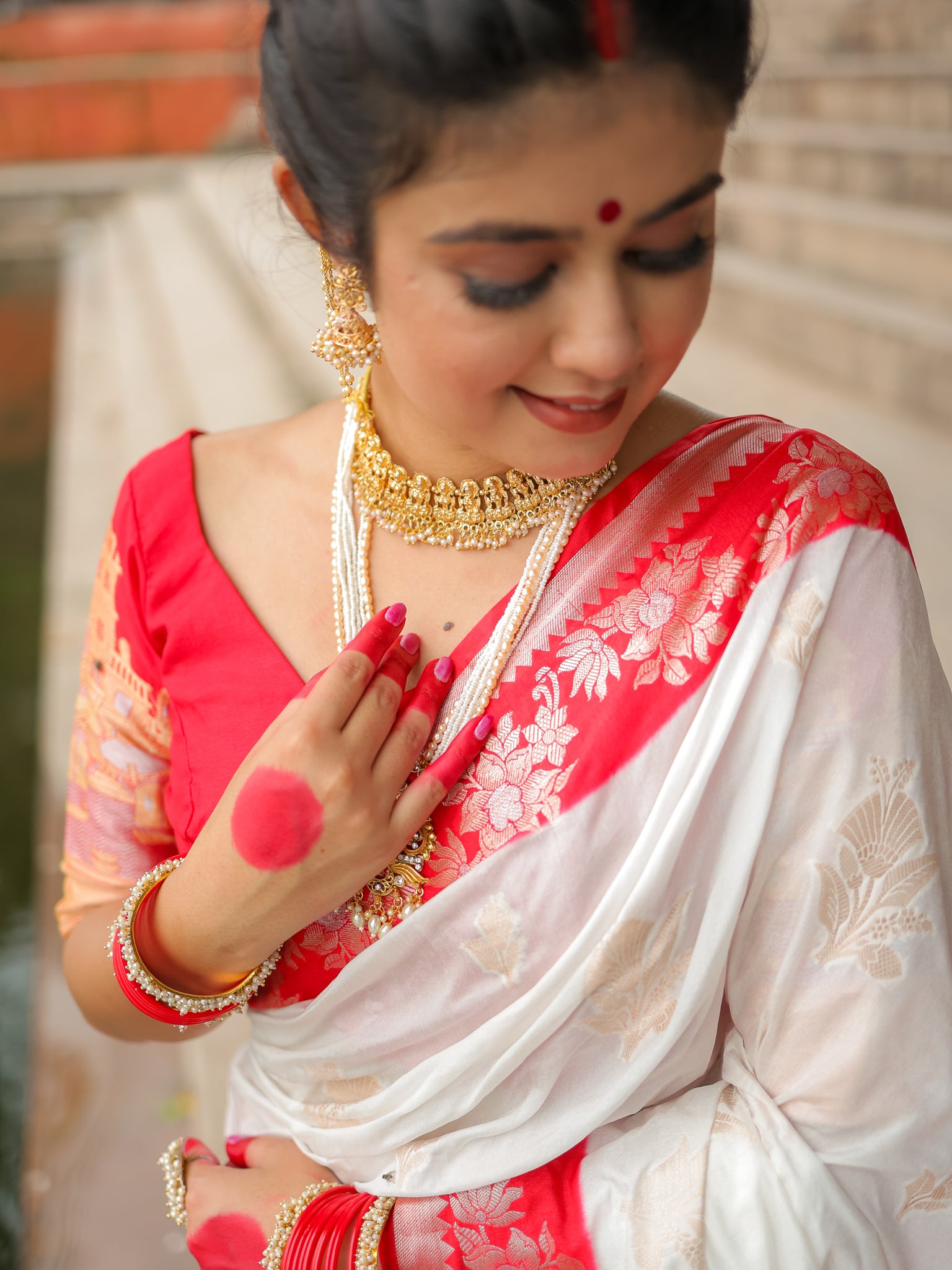 Banarasi Semi Silk Saree With Buti & Border - Red & White