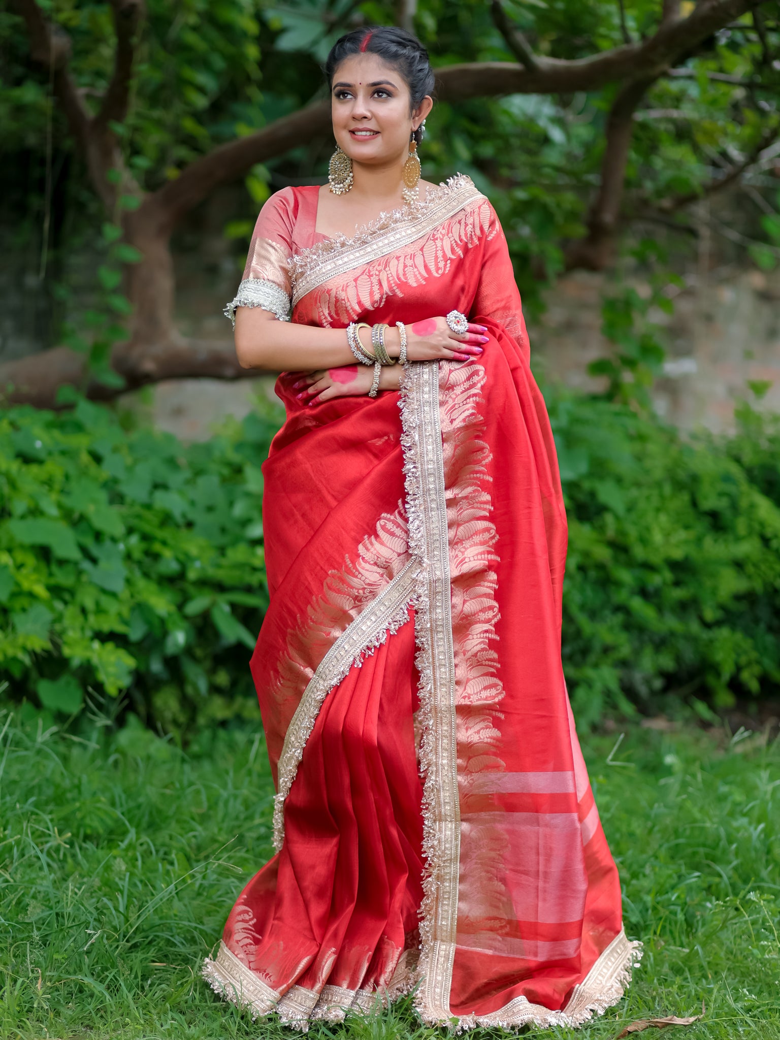 Banarasi Tissue Saree With Lace Border - Red