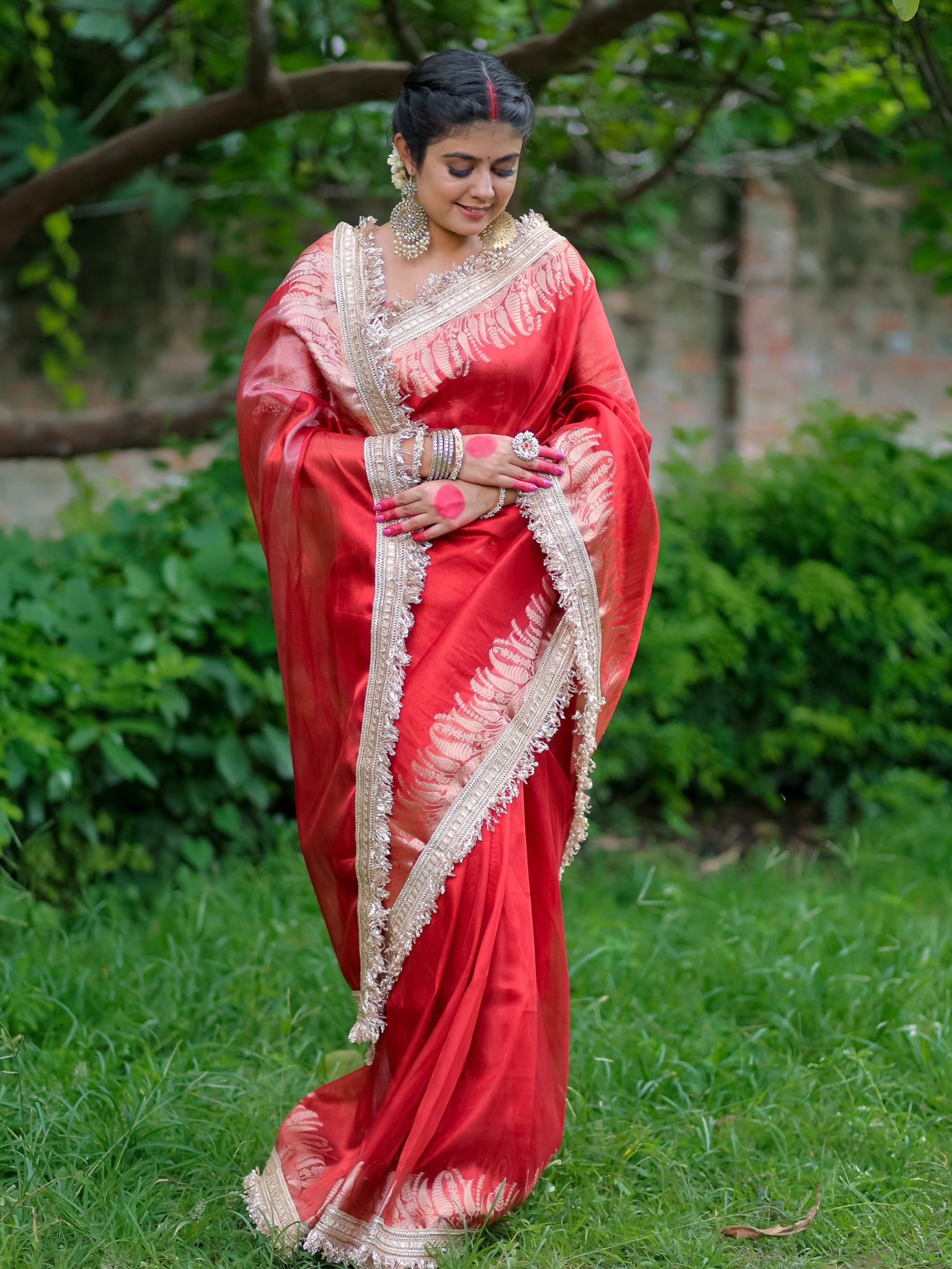 Banarasi Tissue Saree With Lace Border - Red