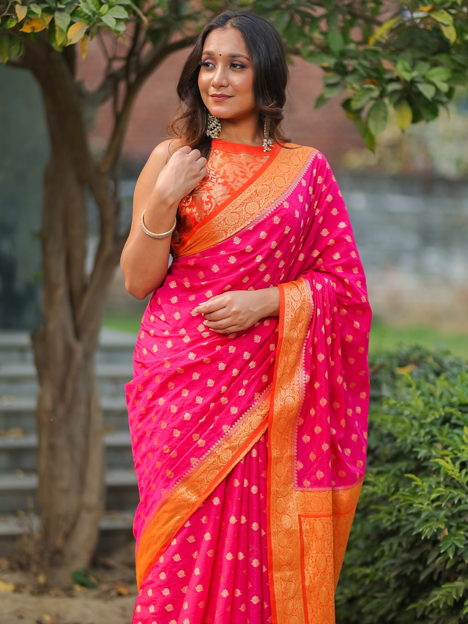 Banarasi Semi Georgette Saree With Resham Weaving & Contrast Border- Pink