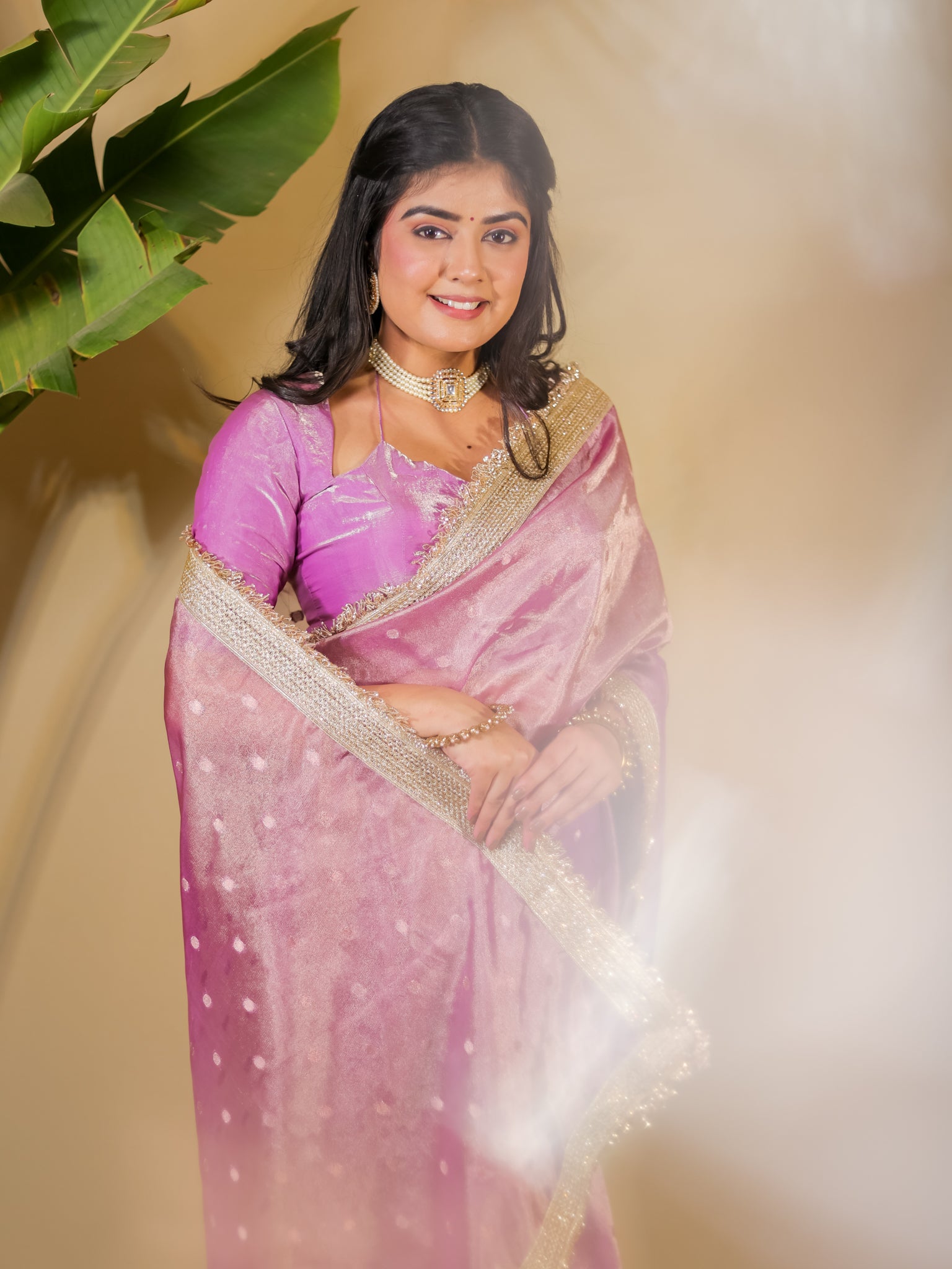 Banarasi Tissue Saree With Buti Weaving & Lace Border - Pink