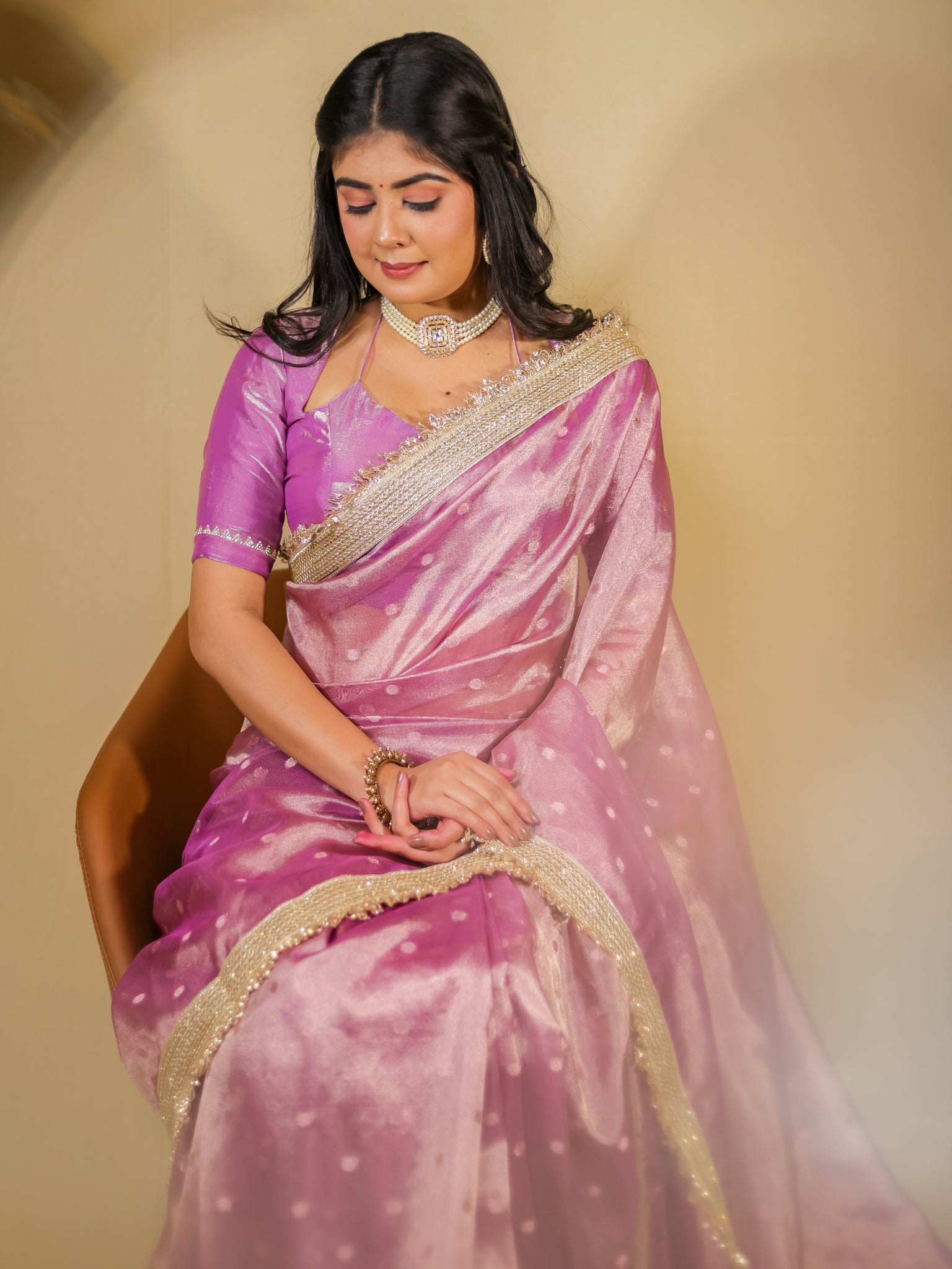 Banarasi Tissue Saree With Buti Weaving & Lace Border - Pink