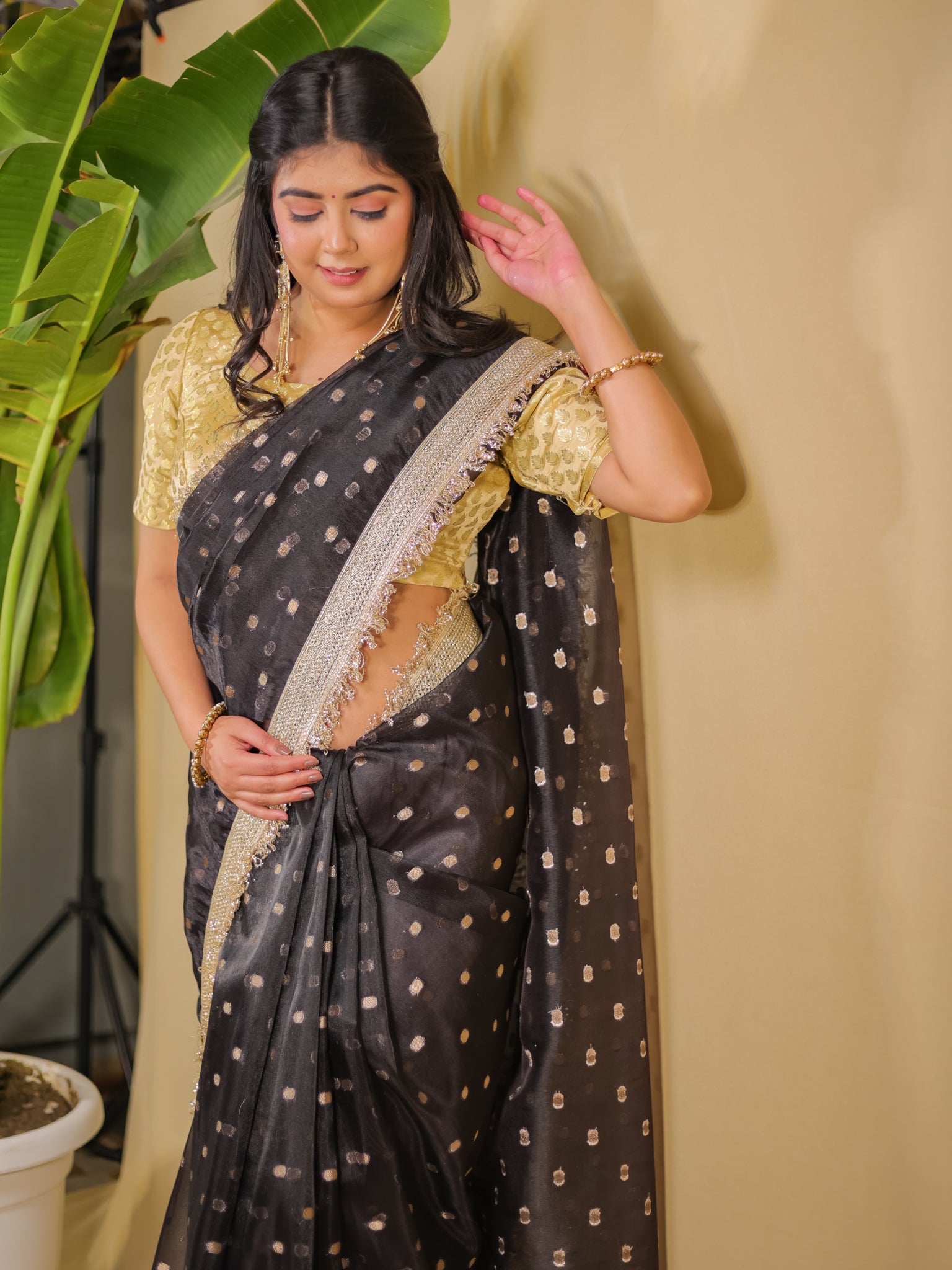 Banarasi Tissue Saree With Buti Weaving & Lace Border - Black