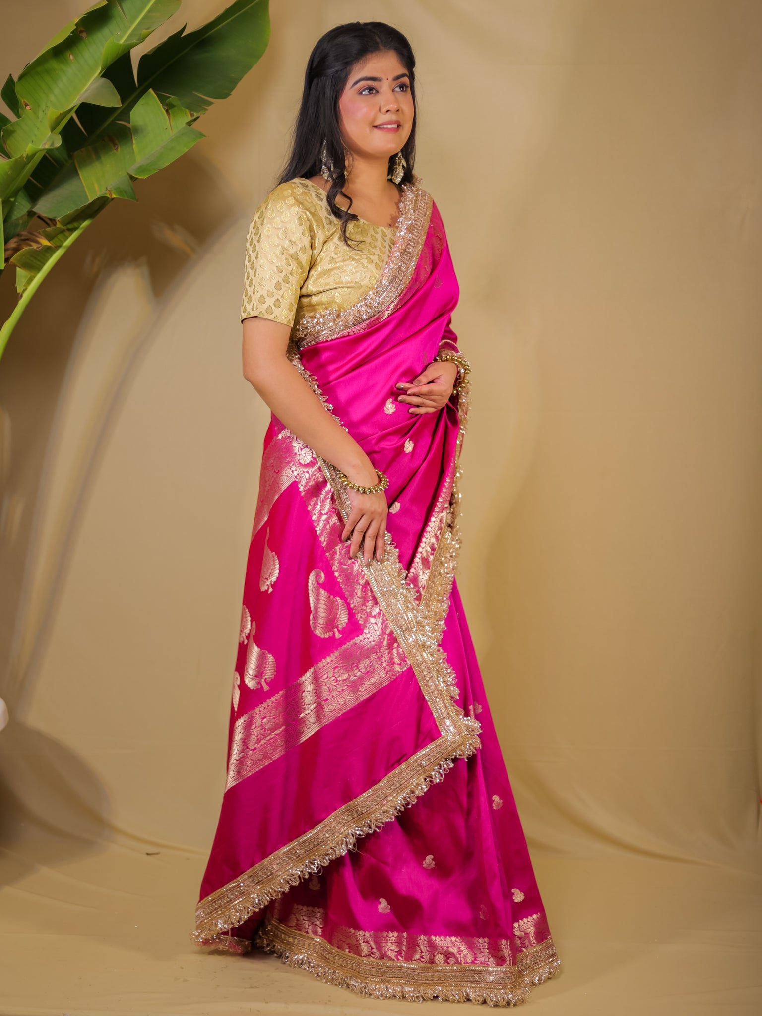 Banarasi Semi Silk Saree With Buti Zari Weaving & Lace  Border - Pink