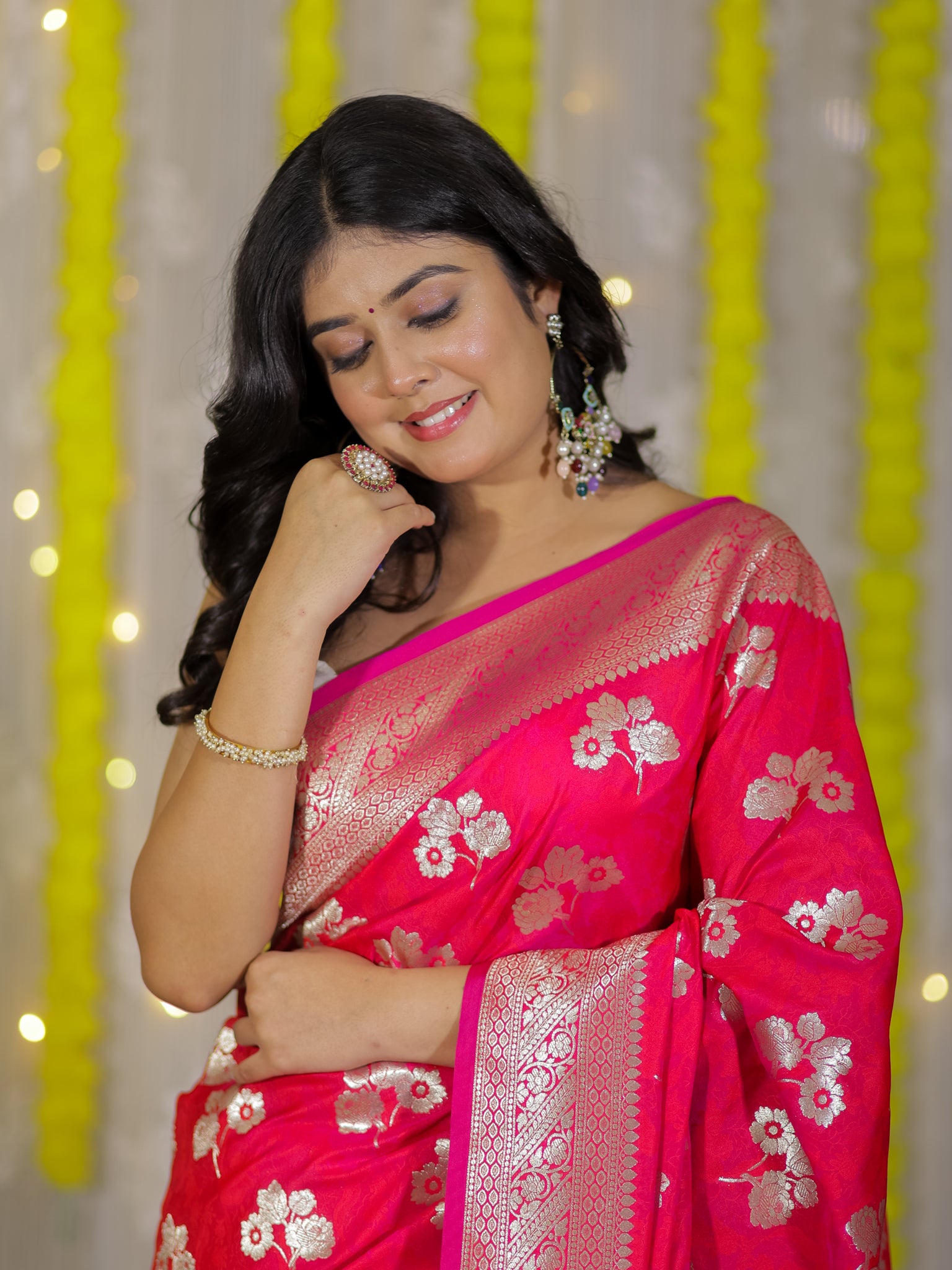 Banarasi Art Katan Silk Saree With Zari Buta Weaving & Tanchoi Weaving-  Magenta
