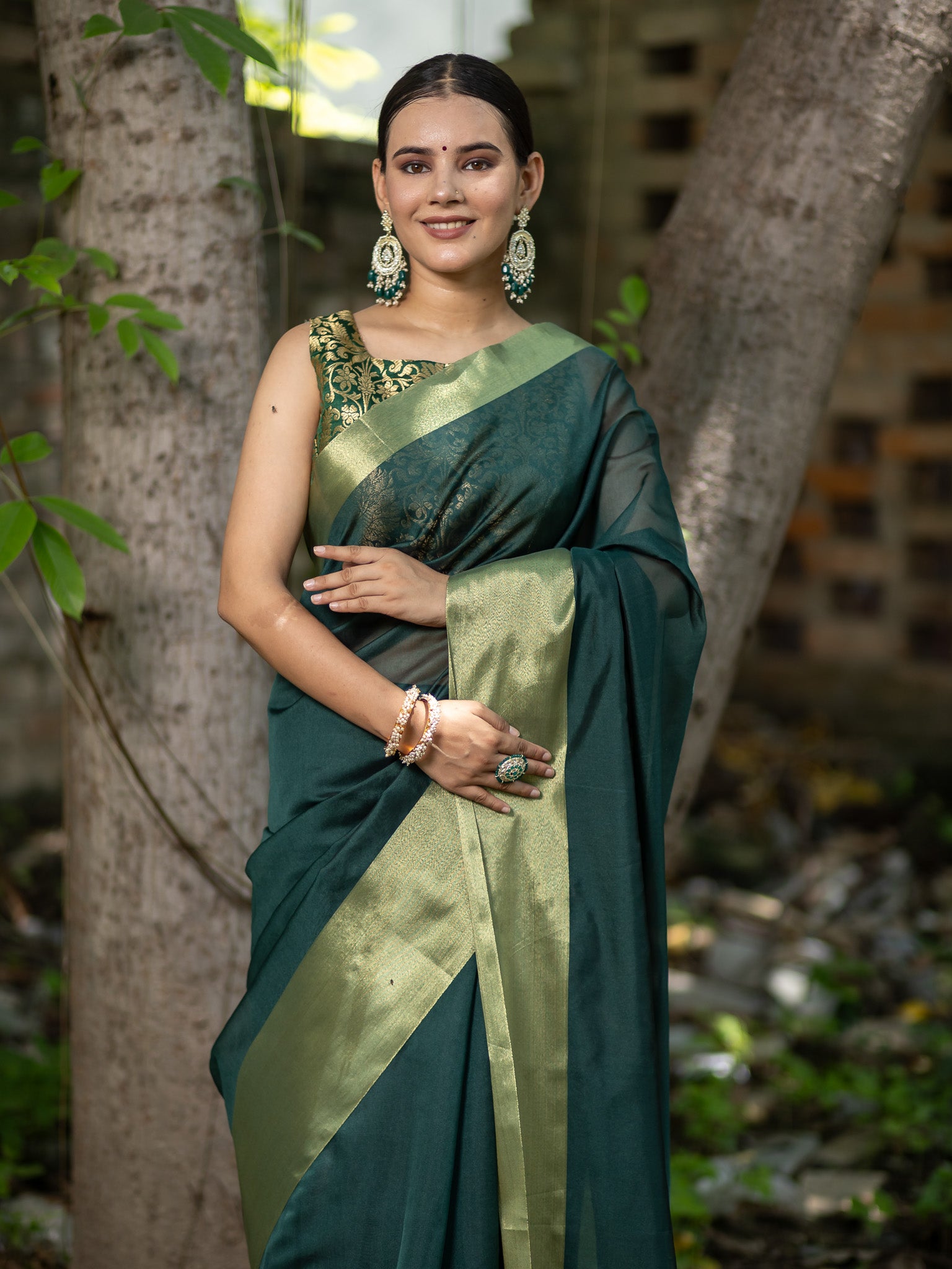 Banarasi  Soft Cotton Plain Saree With Border-Green