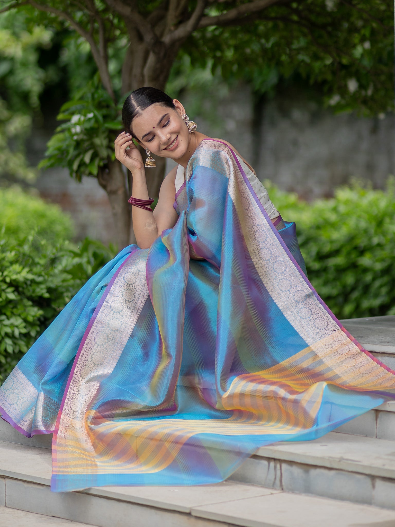 Banarasi Plain Shaded Tissue Saree With Zari Border - Blue