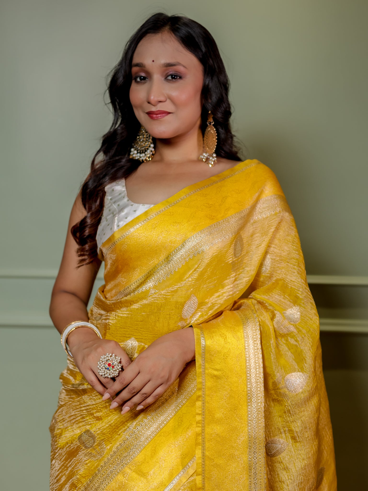 Banarasi Katan Crushed Tissue Saree With Border - Yellow