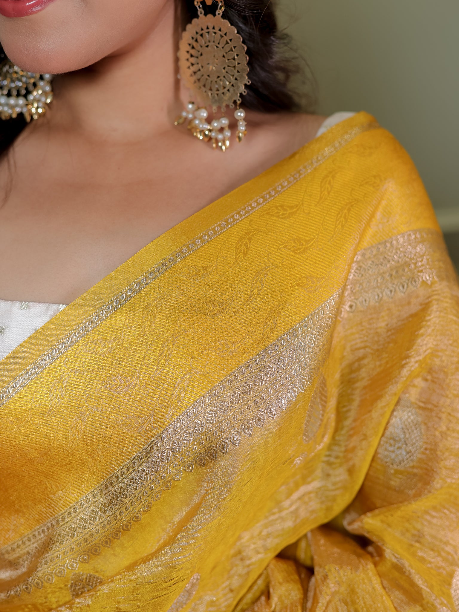 Banarasi Katan Crushed Tissue Saree With Border - Yellow