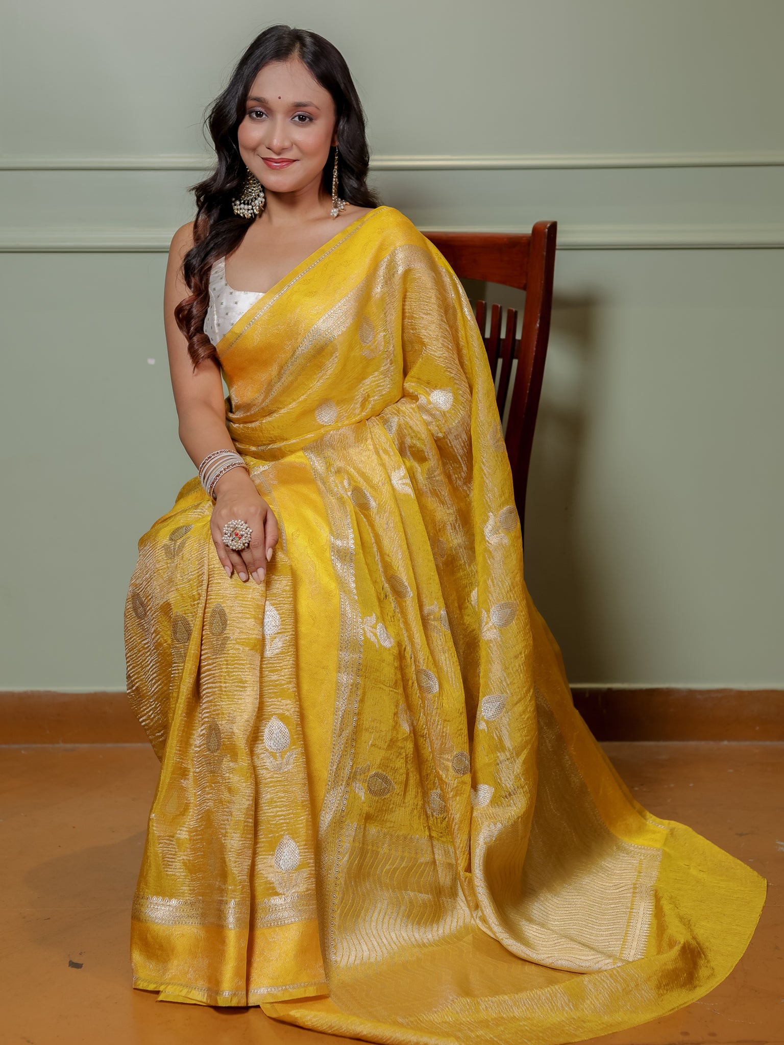 Banarasi Katan Crushed Tissue Saree With Border - Yellow