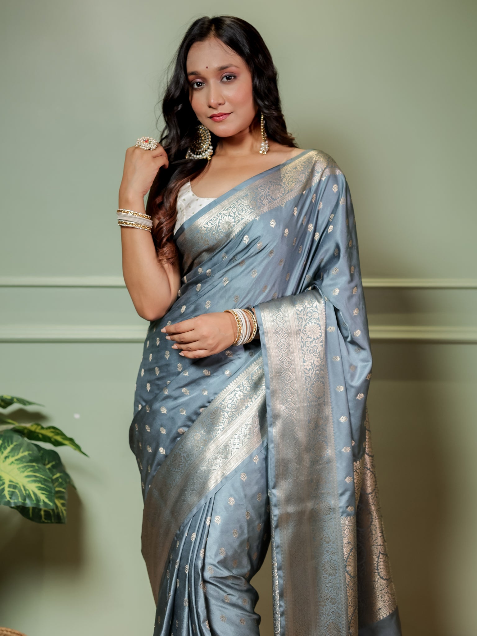 Banarasi Silk Saree With Buti Weaving & Border- Grey