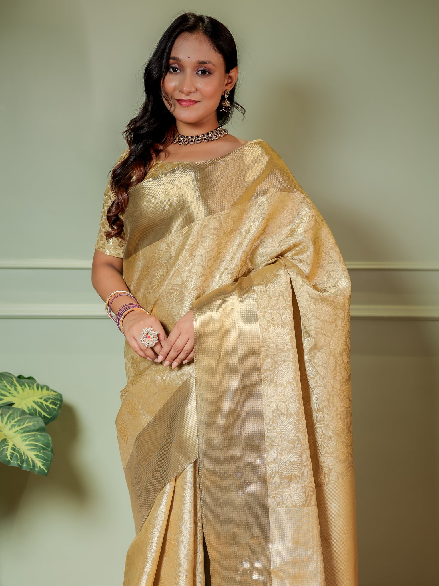 Banarasi Tissue Saree With Weaving & Border- Gold