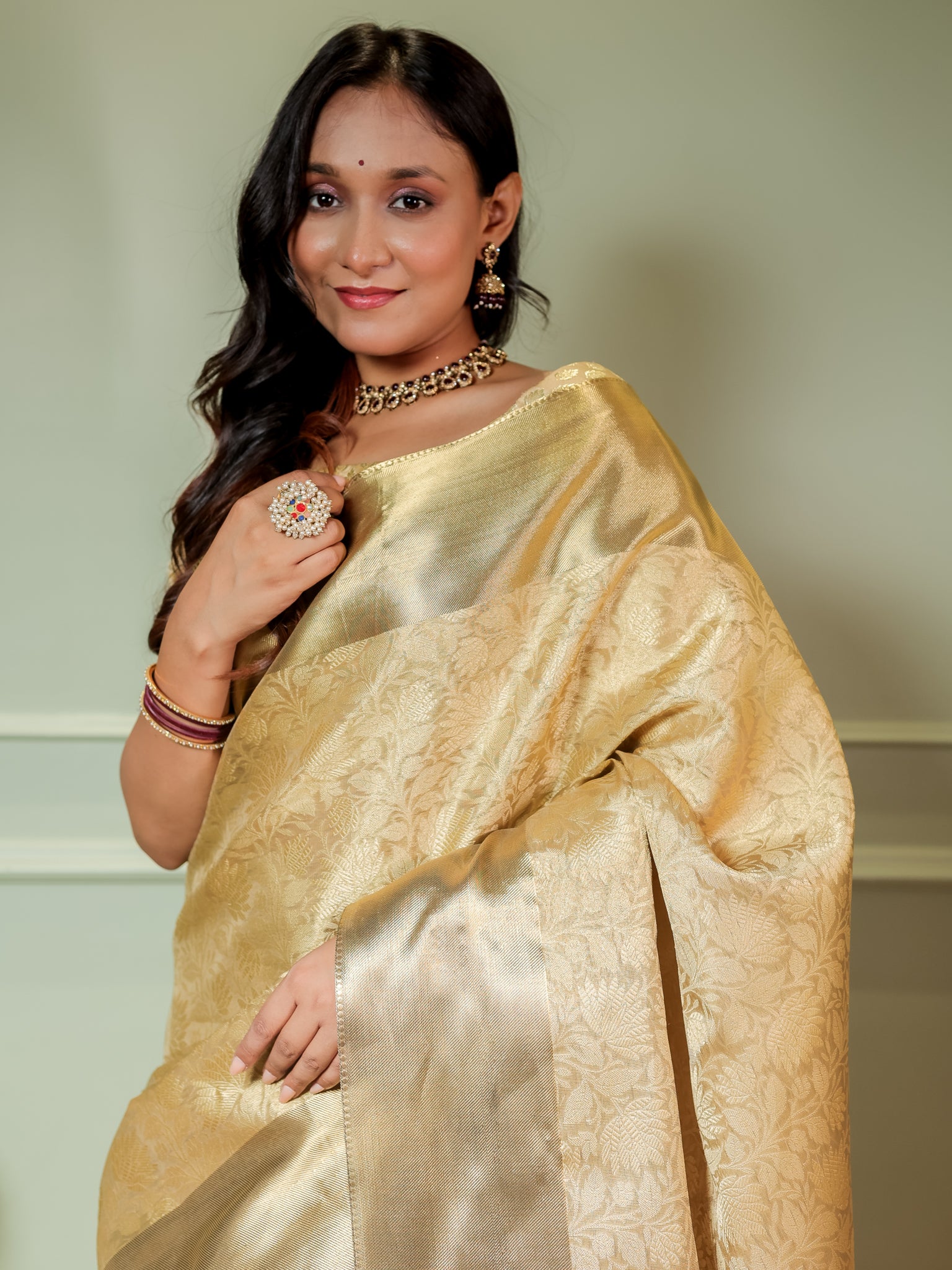 Banarasi Tissue Saree With Weaving & Border- Gold