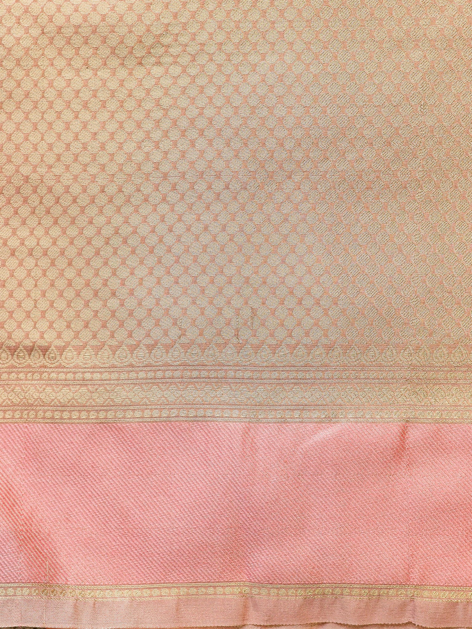 Banarasi Katan Crushed Tissue Saree With Border - Pink