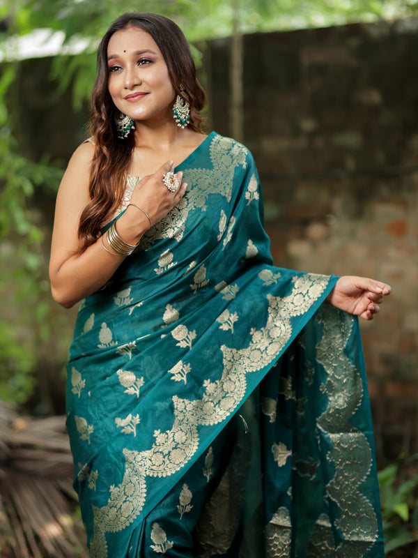 Banarasi Cotton Silk Saree With Zari Weaving & Scallop Border-Green