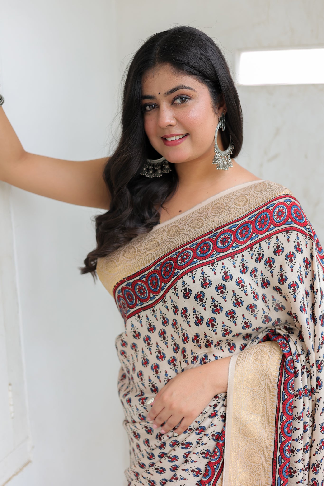 White Floral Ajrakh Dola Silk Saree With Zari Weaving