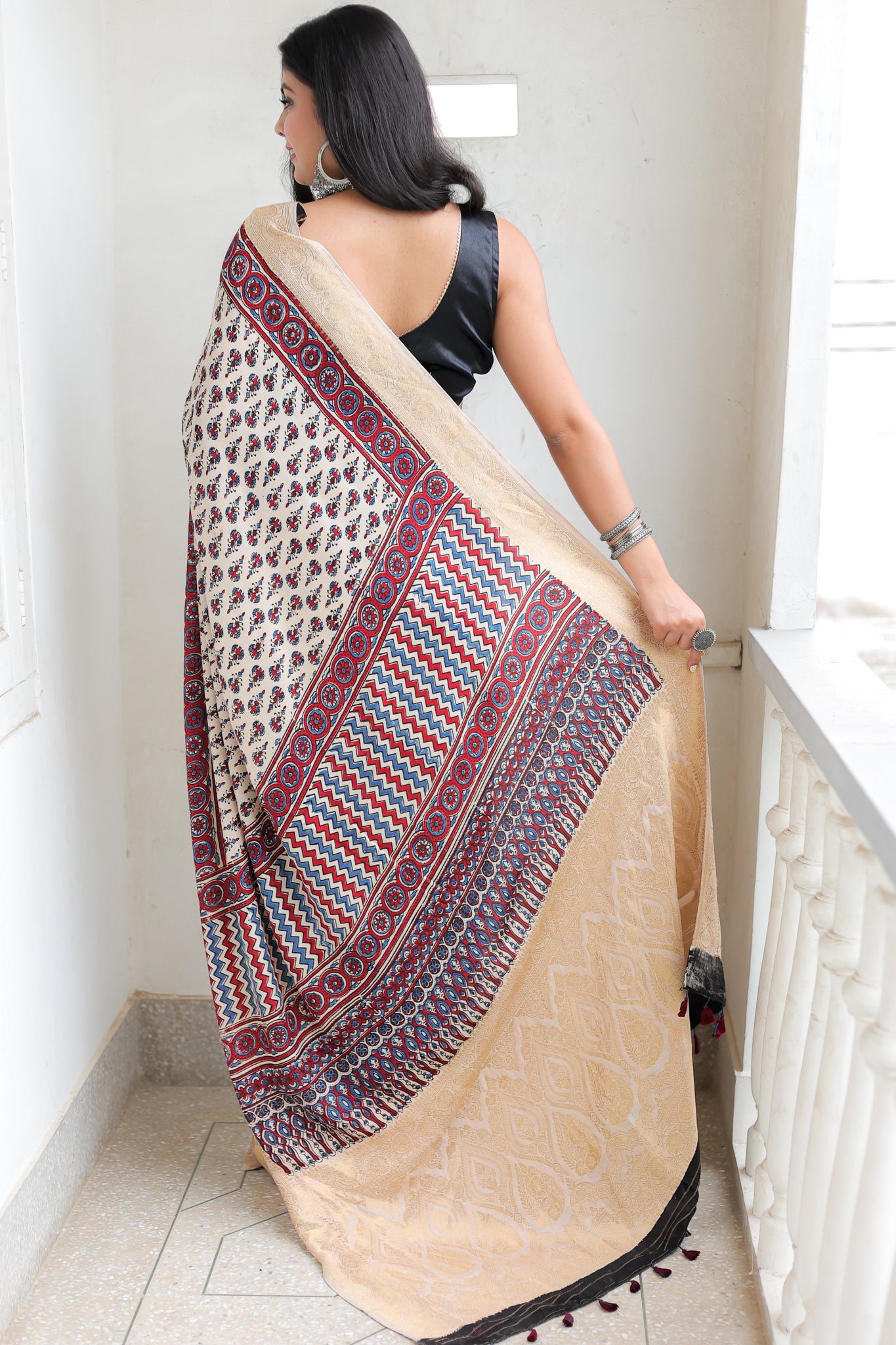 White Floral Ajrakh Dola Silk Saree With Zari Weaving