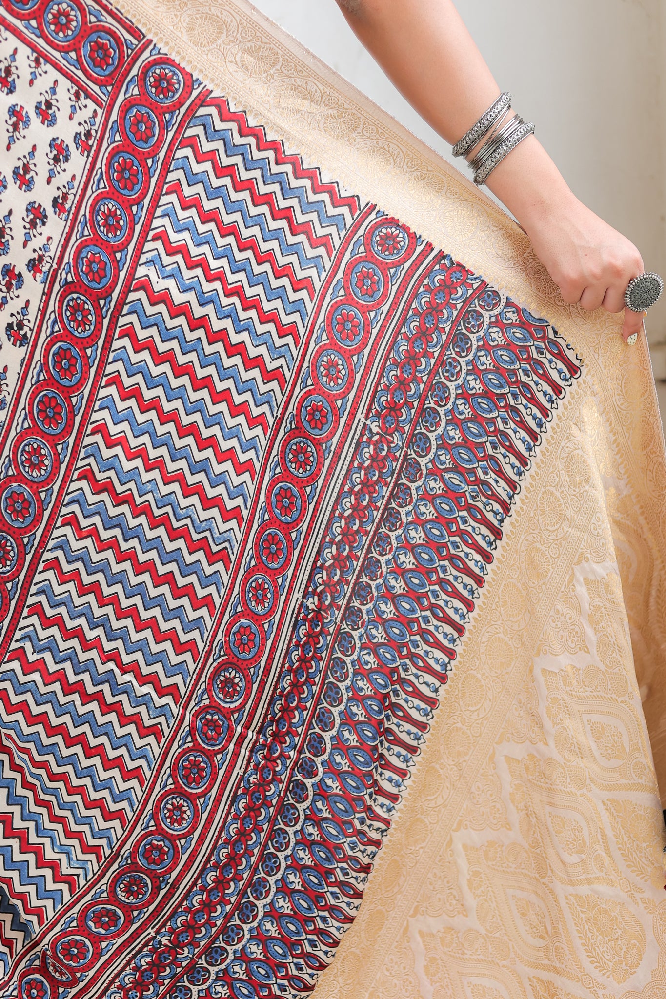 White Floral Ajrakh Dola Silk Saree With Zari Weaving