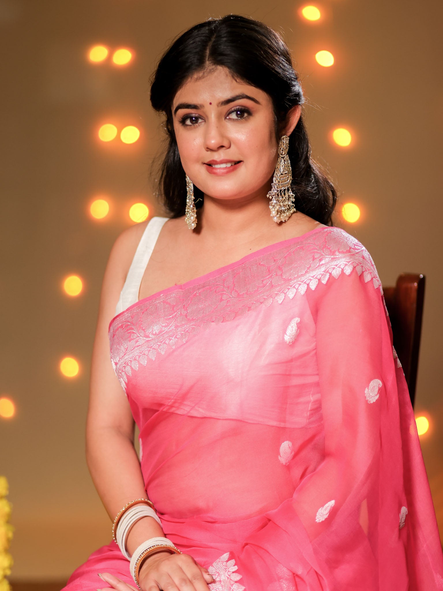 Banarasi Pure Khaddi Georgette Saree With Buti Weaving- Pink