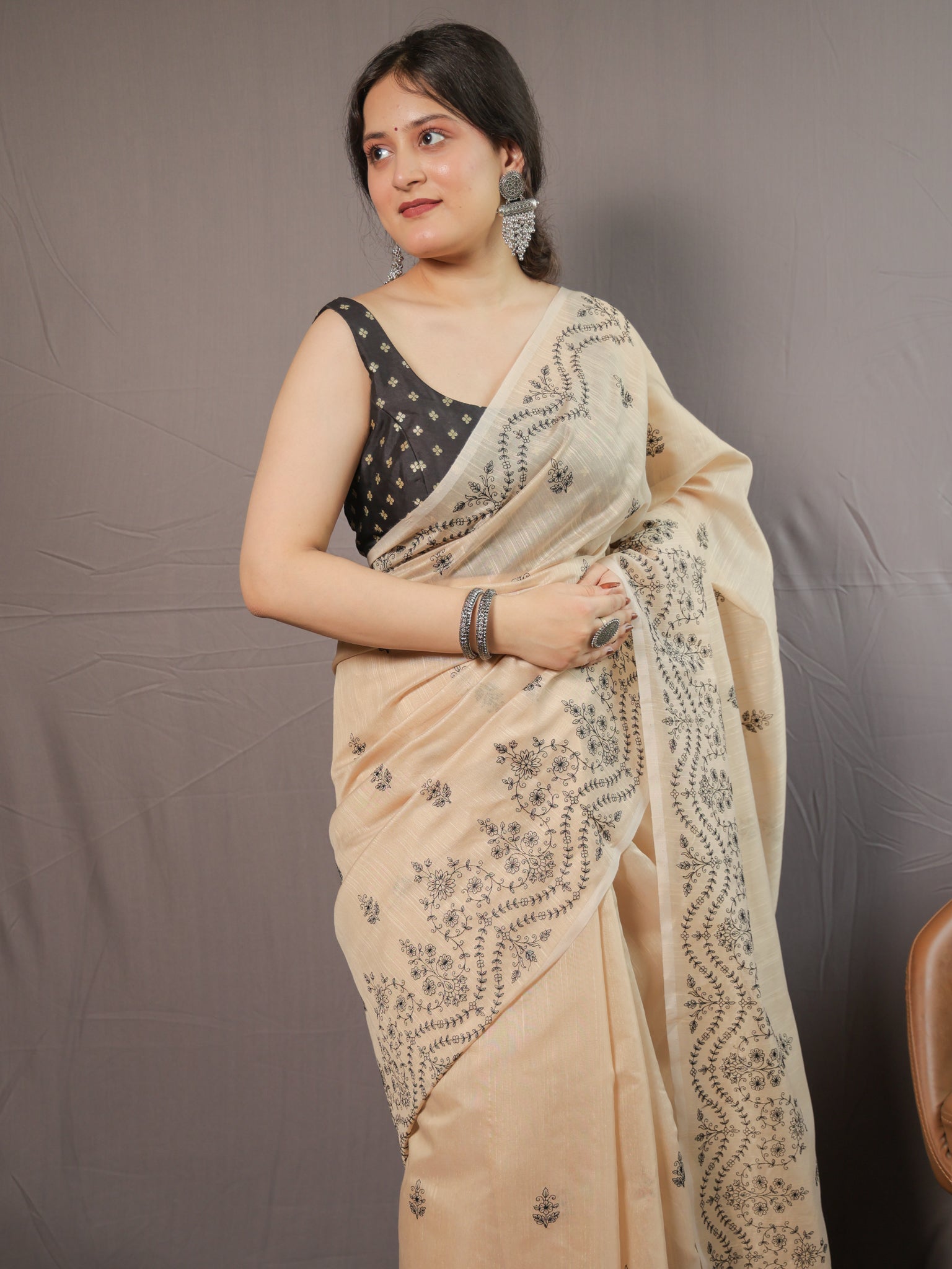 Cotton Saree with embroidery - Beige