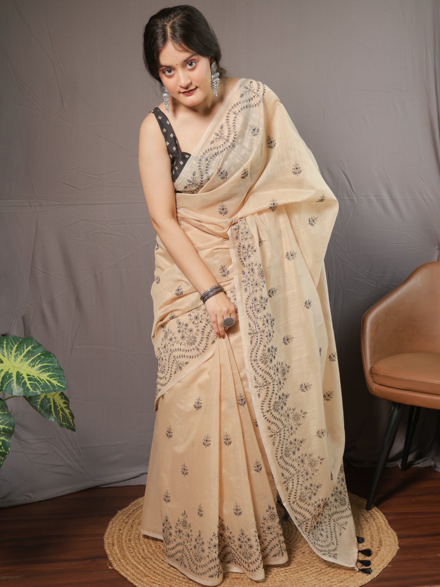 Cotton Saree with embroidery - Beige