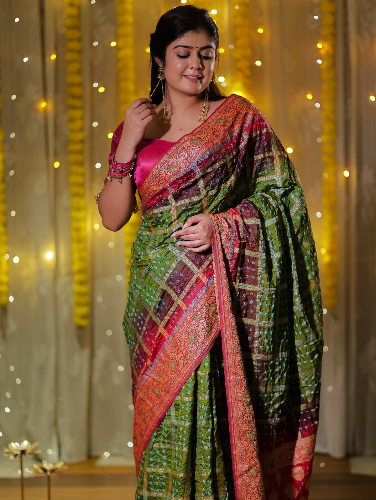 Banarasi Dual Shade Cotton Silk Bandhani Saree With - Green