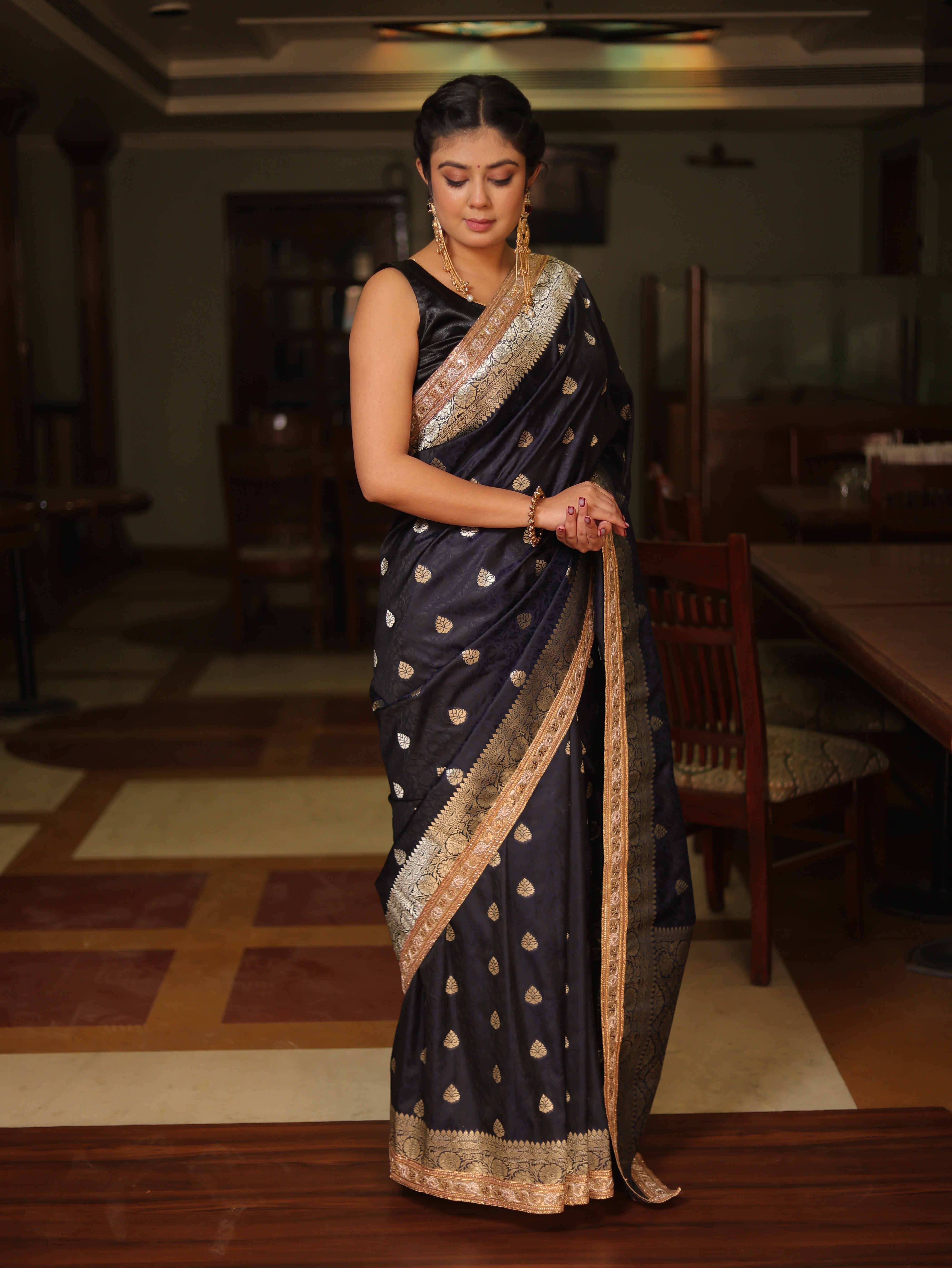 Banarasi Art Katan Silk Saree With Zari Buta Weaving & Tanchoi Weaving & Lace Border- Blue