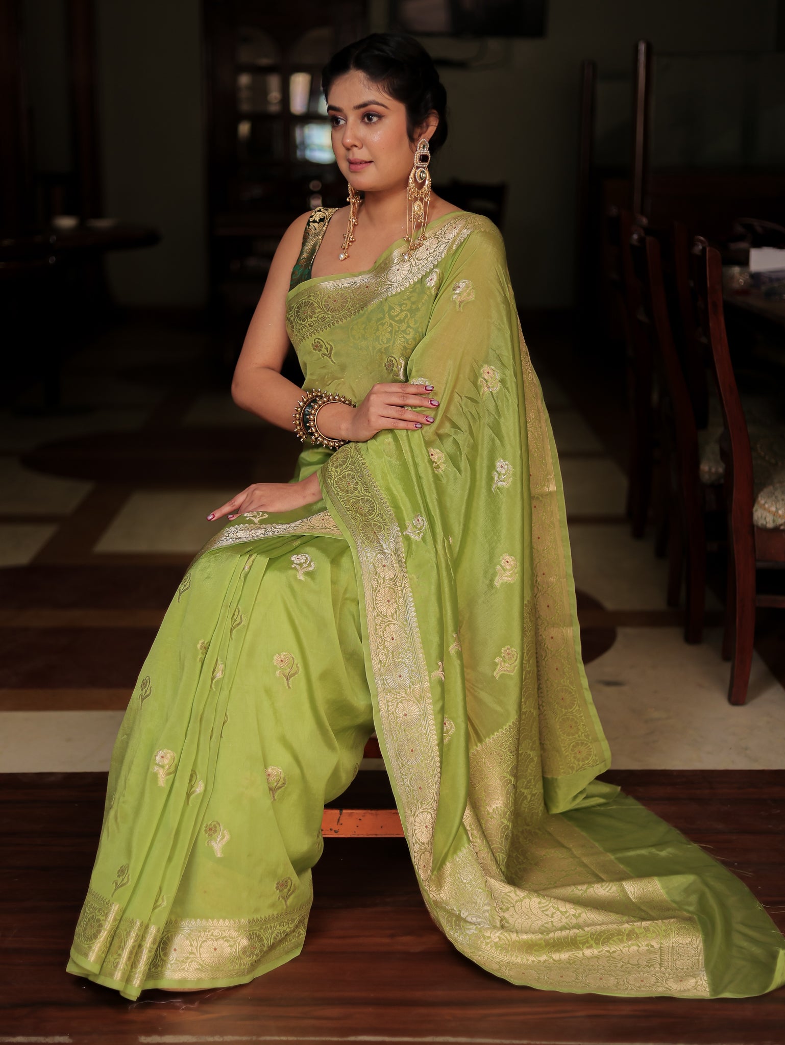Banarasi Soft Cotton Saree with Floral Weaving & Border- Green