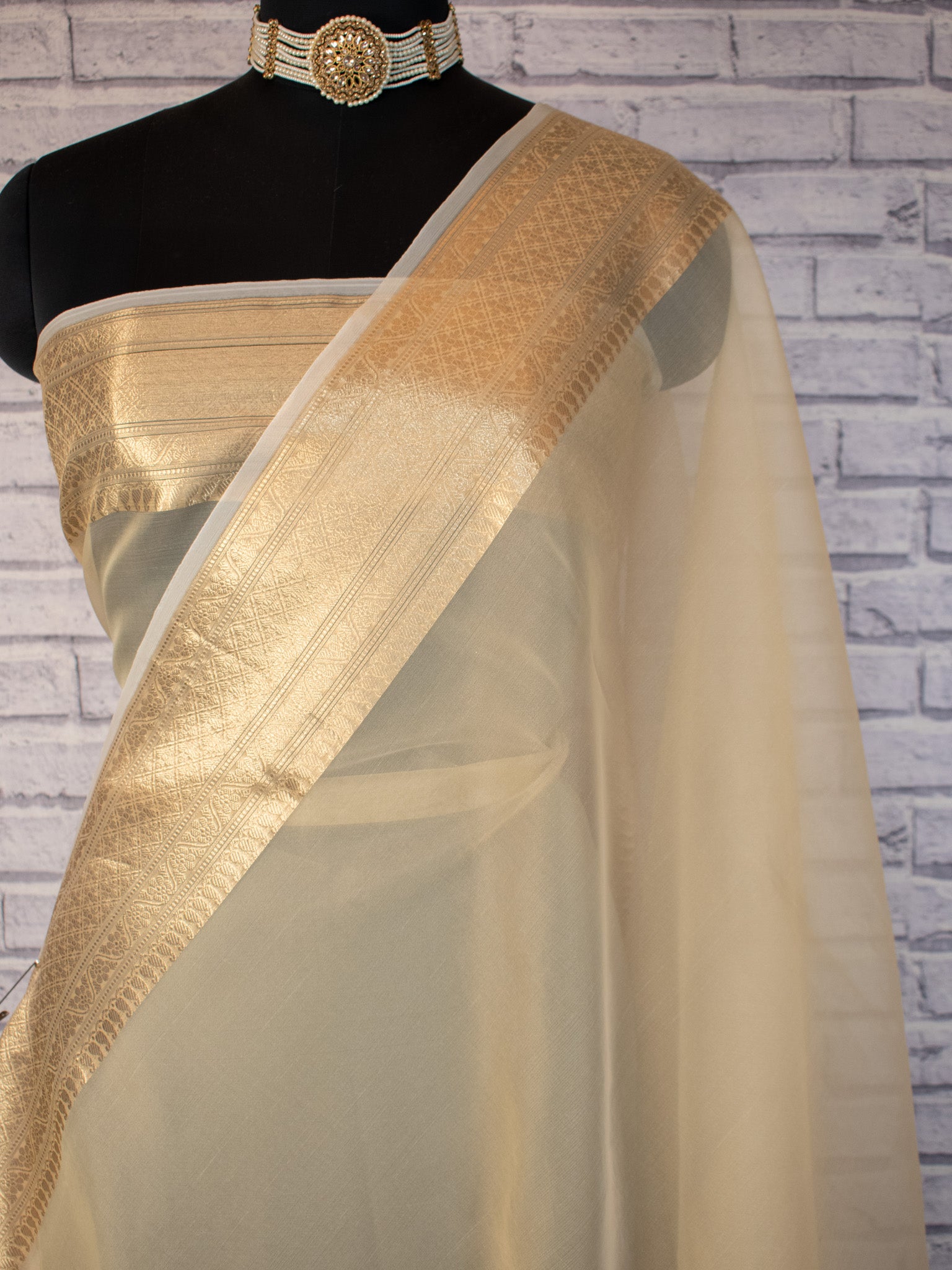 Banarasi Organza Mix Plain Saree With Zari Border- Beige